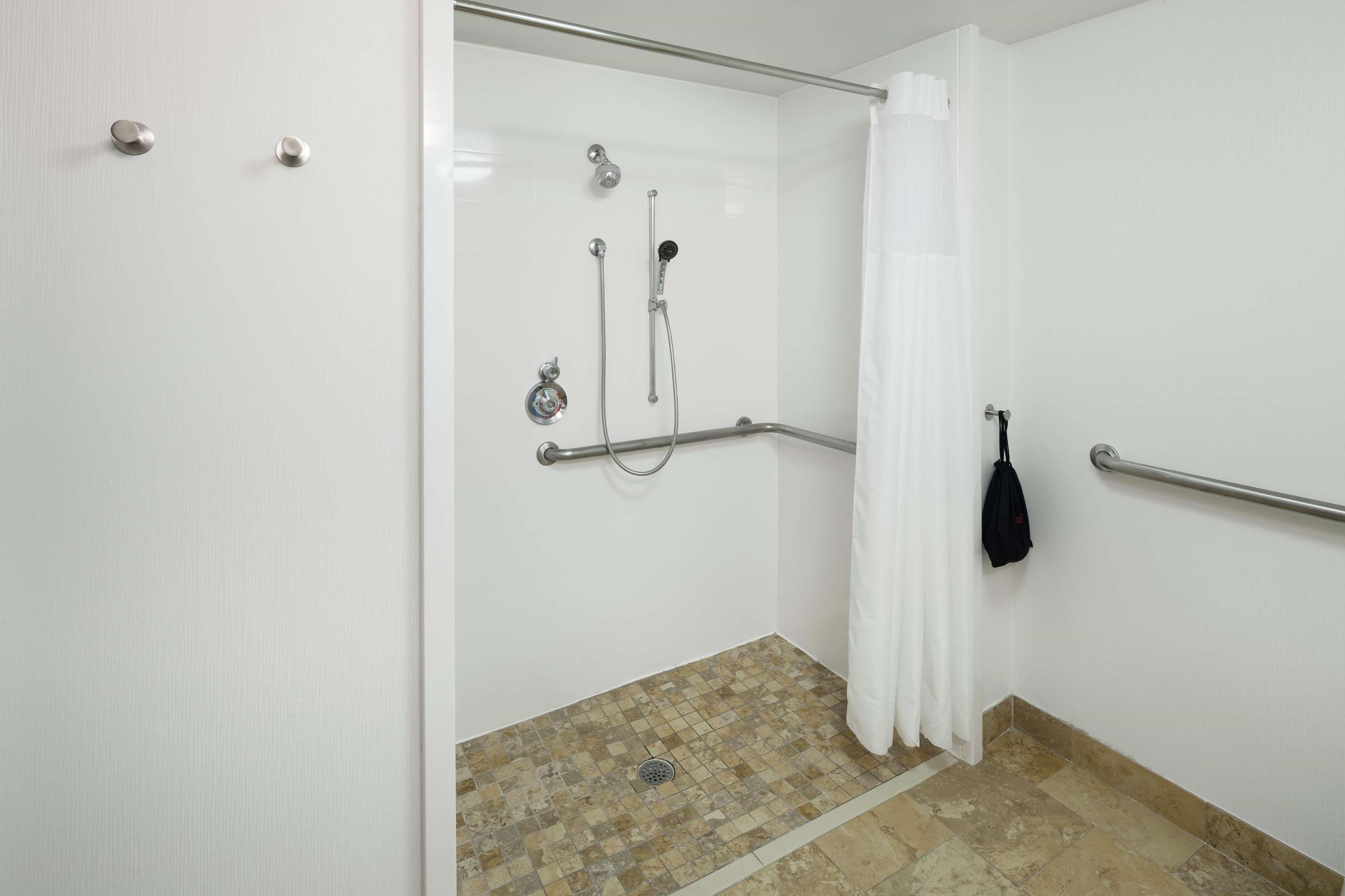 Room King Bed Non Smoking