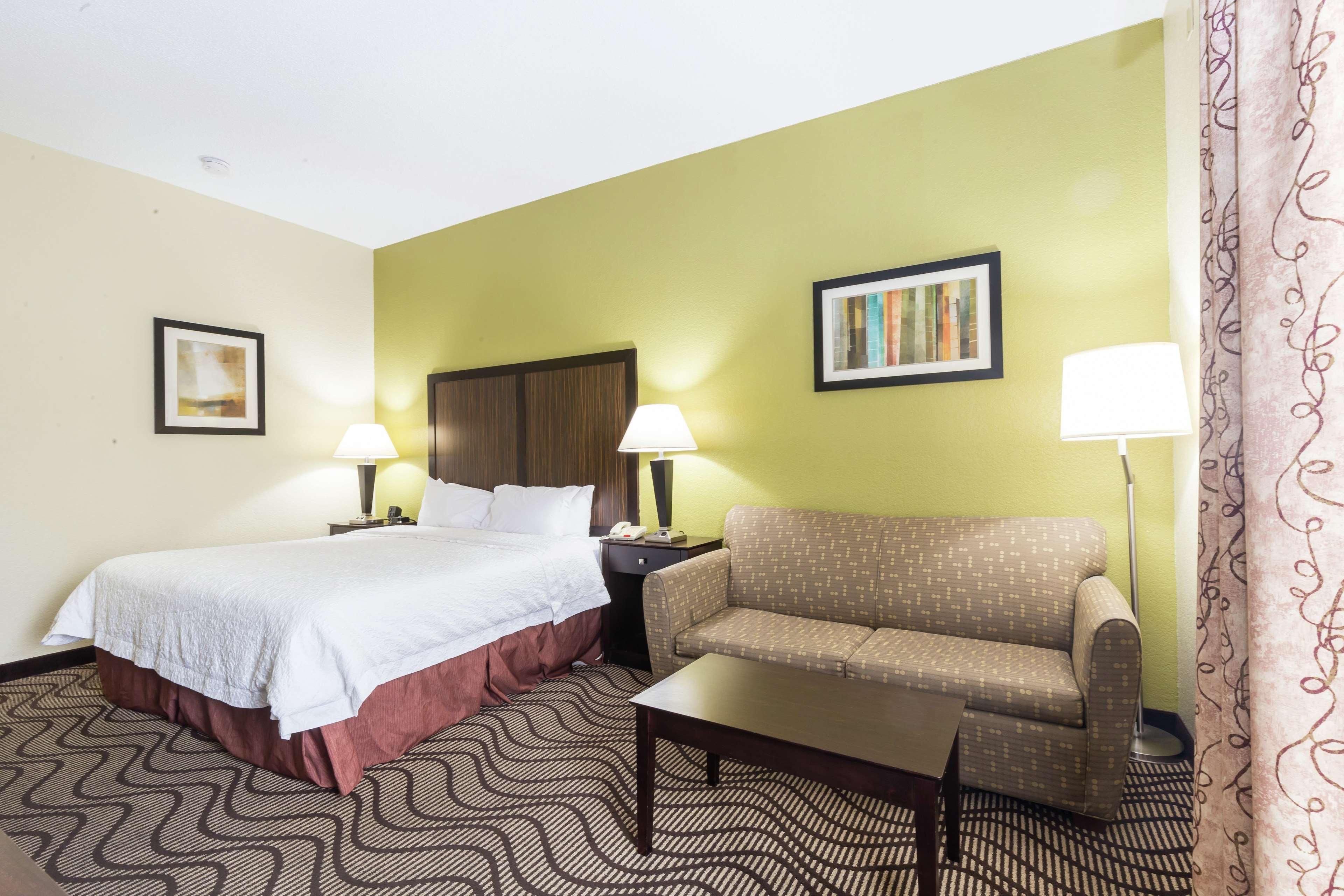 Studio King Size Bed