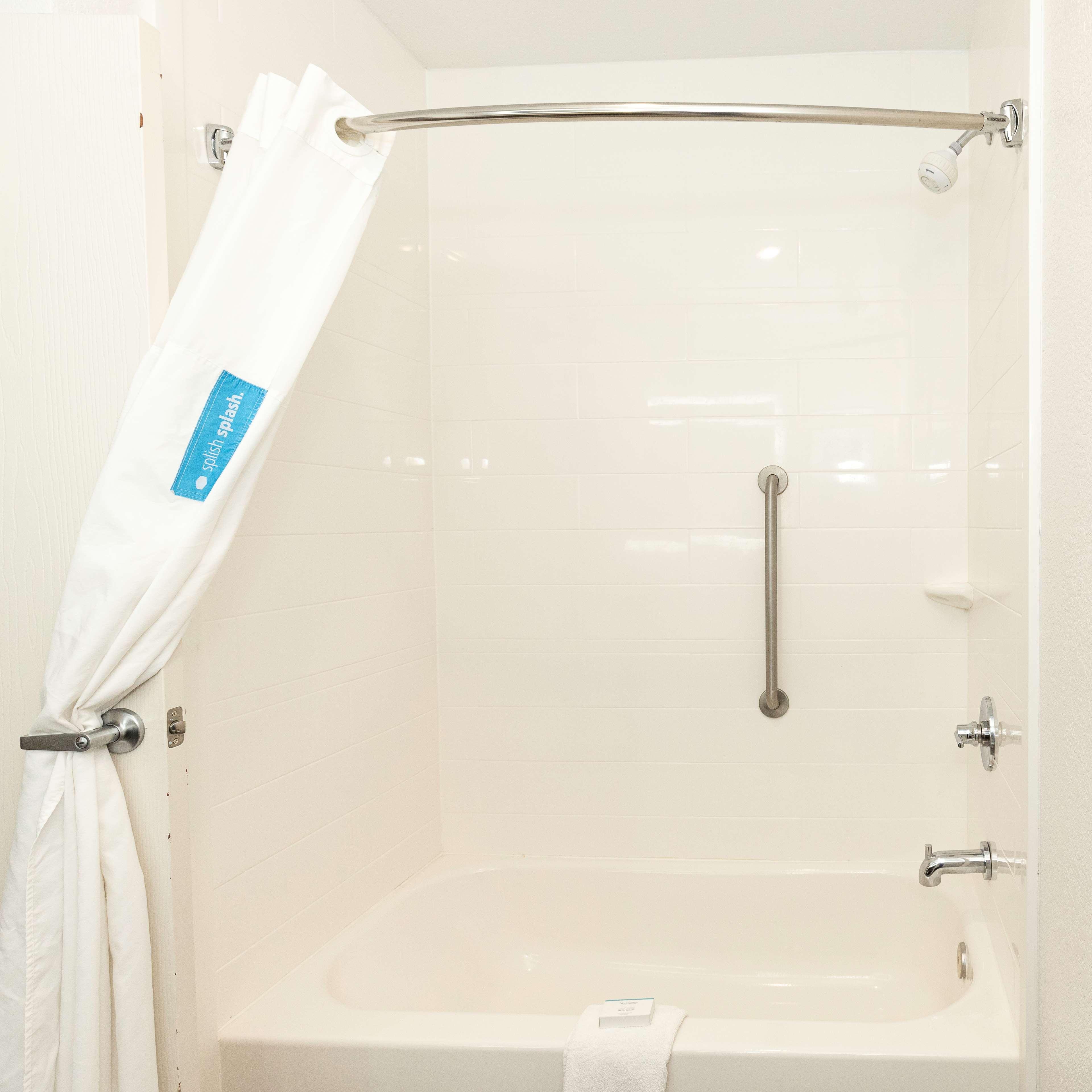 Studio King Size Bed