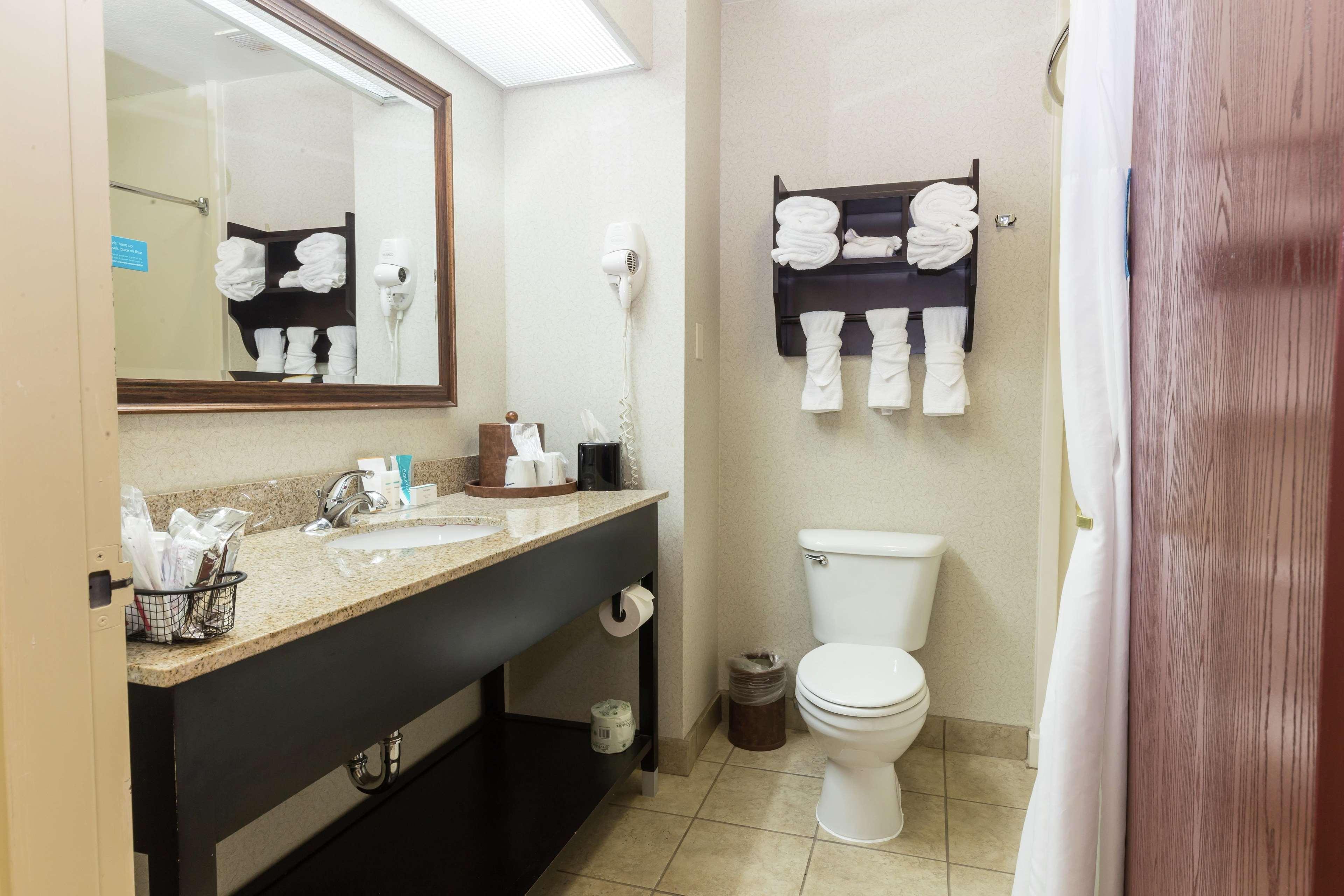 Studio King Size Bed