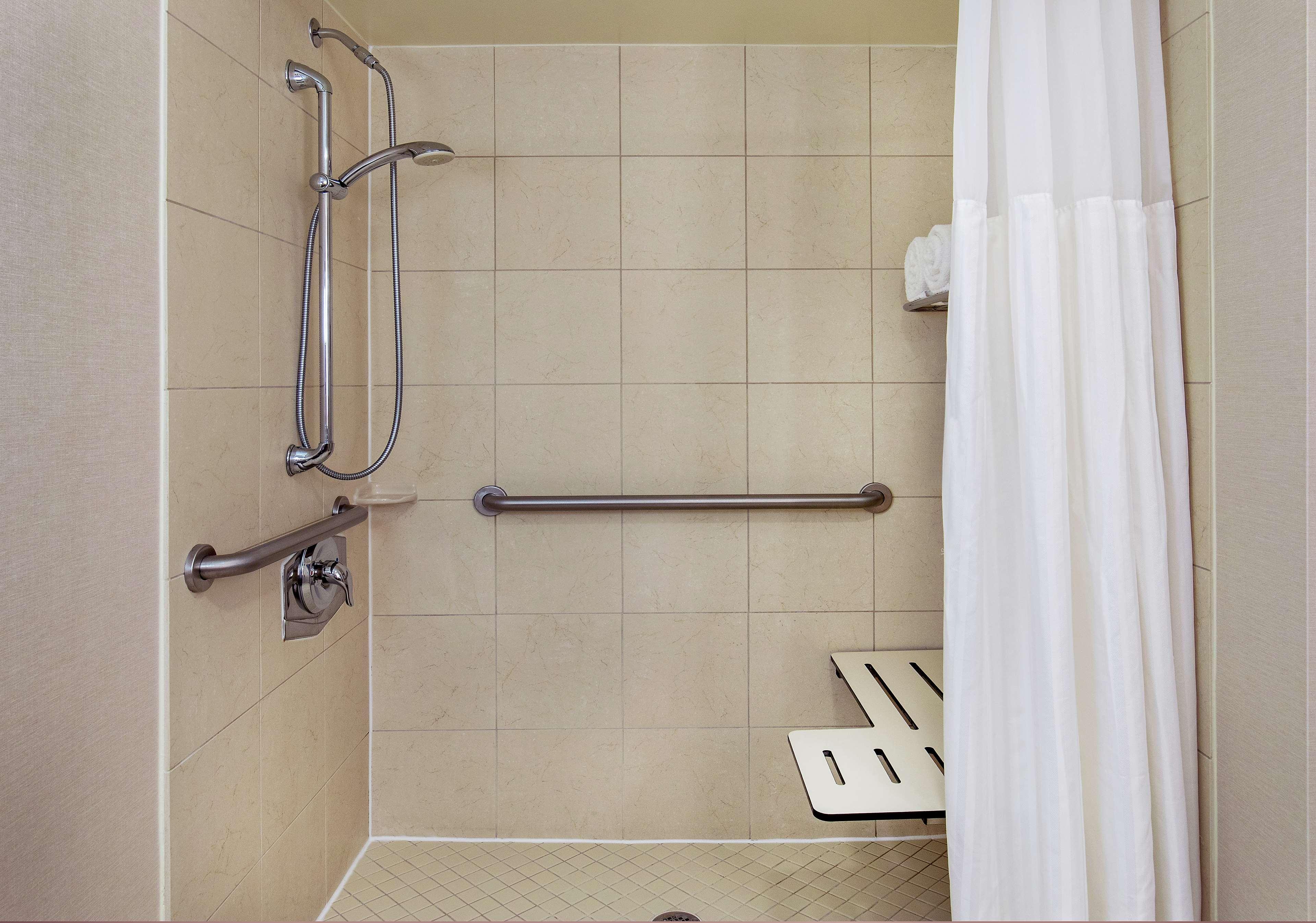 Double King Bed Non Smoking