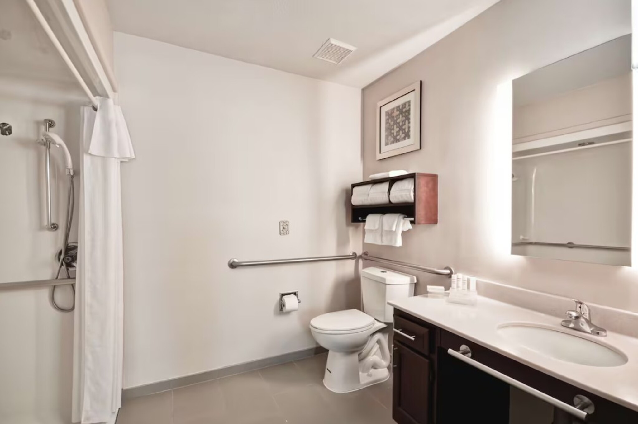 Double Accessible