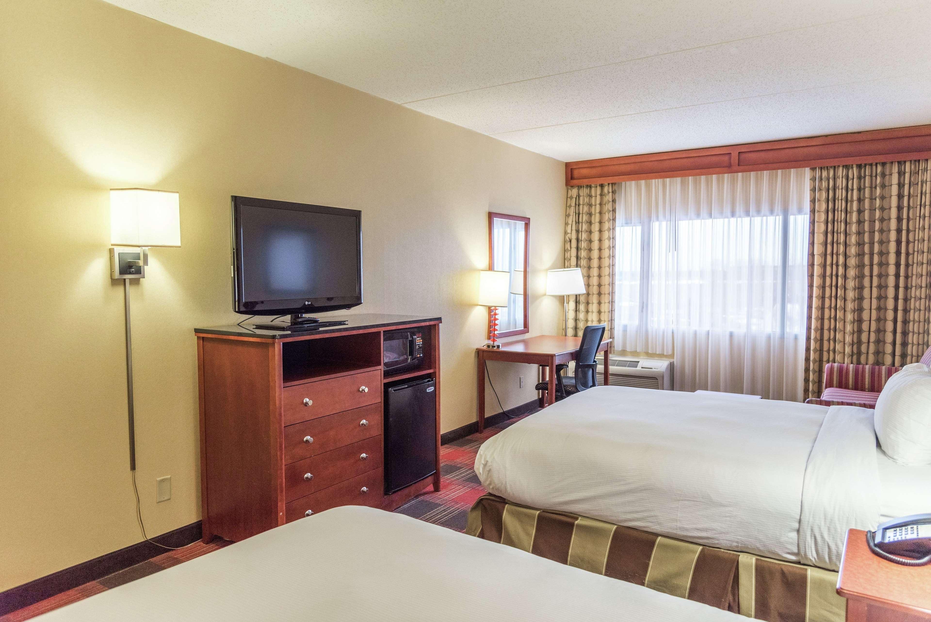 Double Two Queen Beds