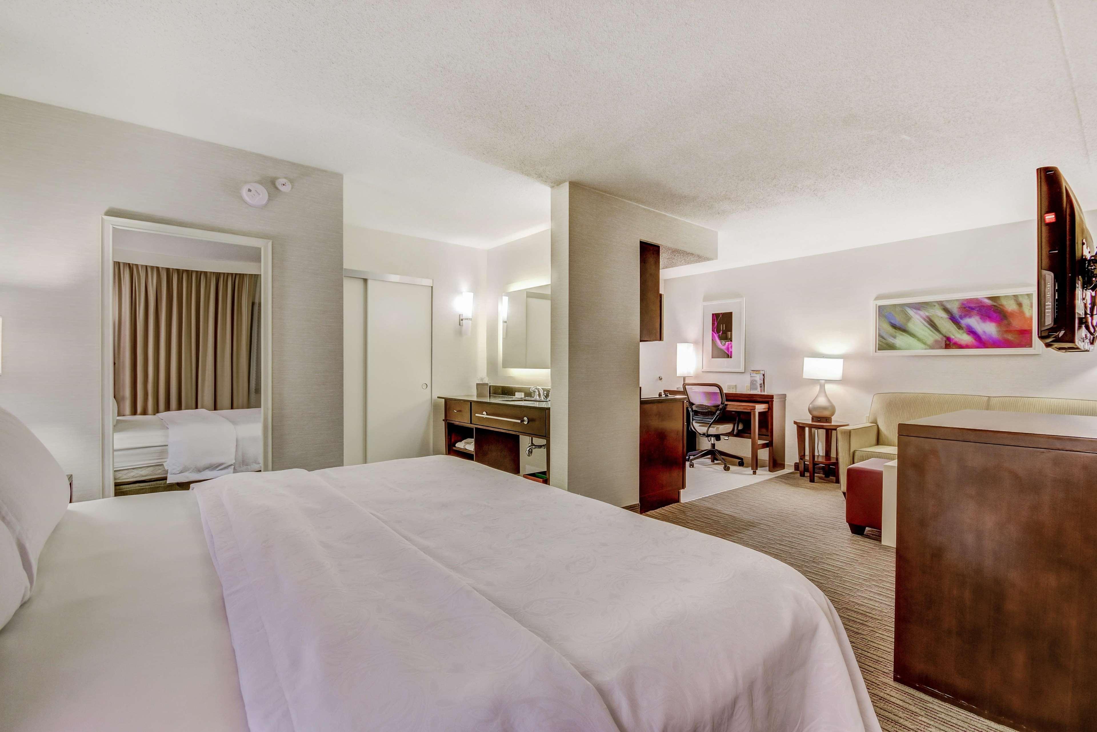 Studio King Bed Non Smoking