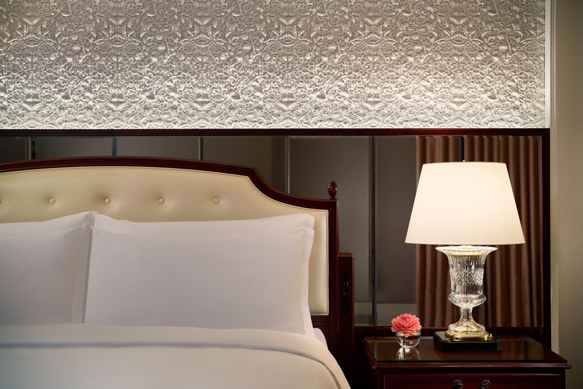 Suite Executive King Bed