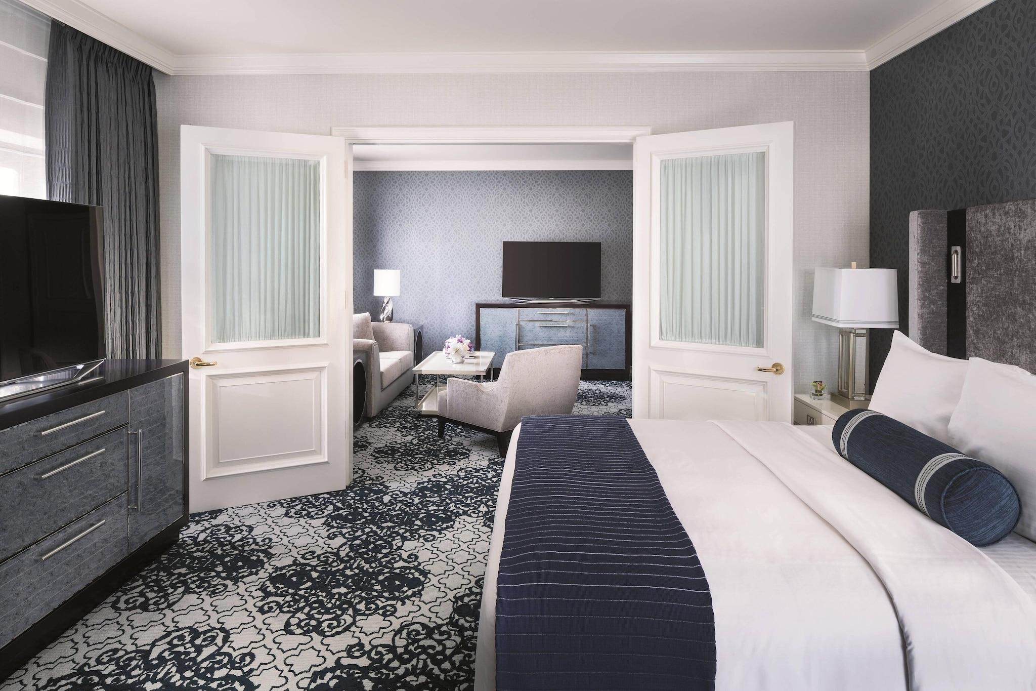 Suite Accessible Executive Room