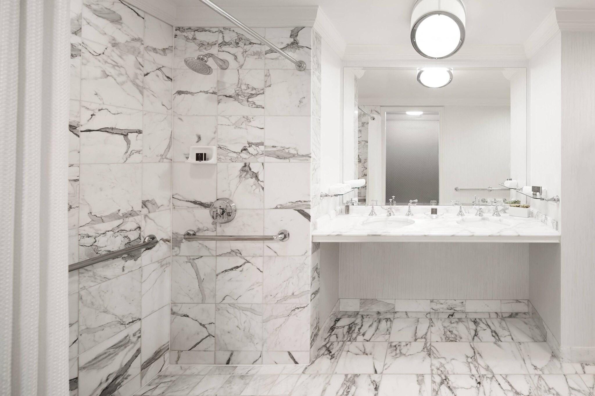 Suite Accessible Executive Room