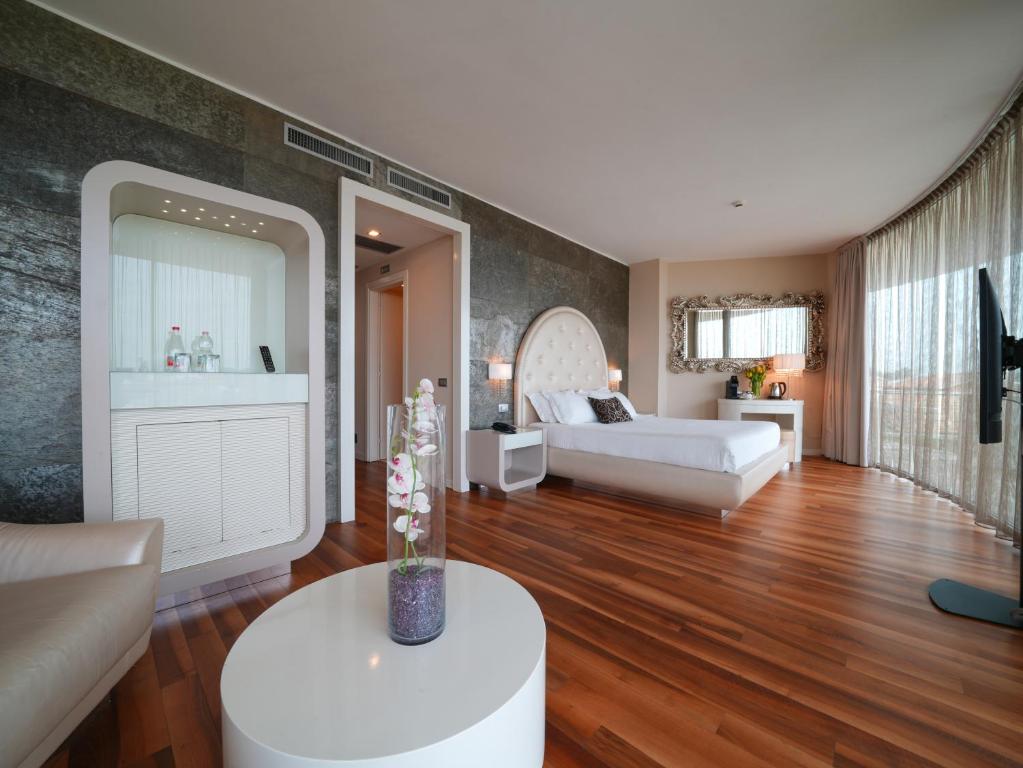 Junior Suite Standard