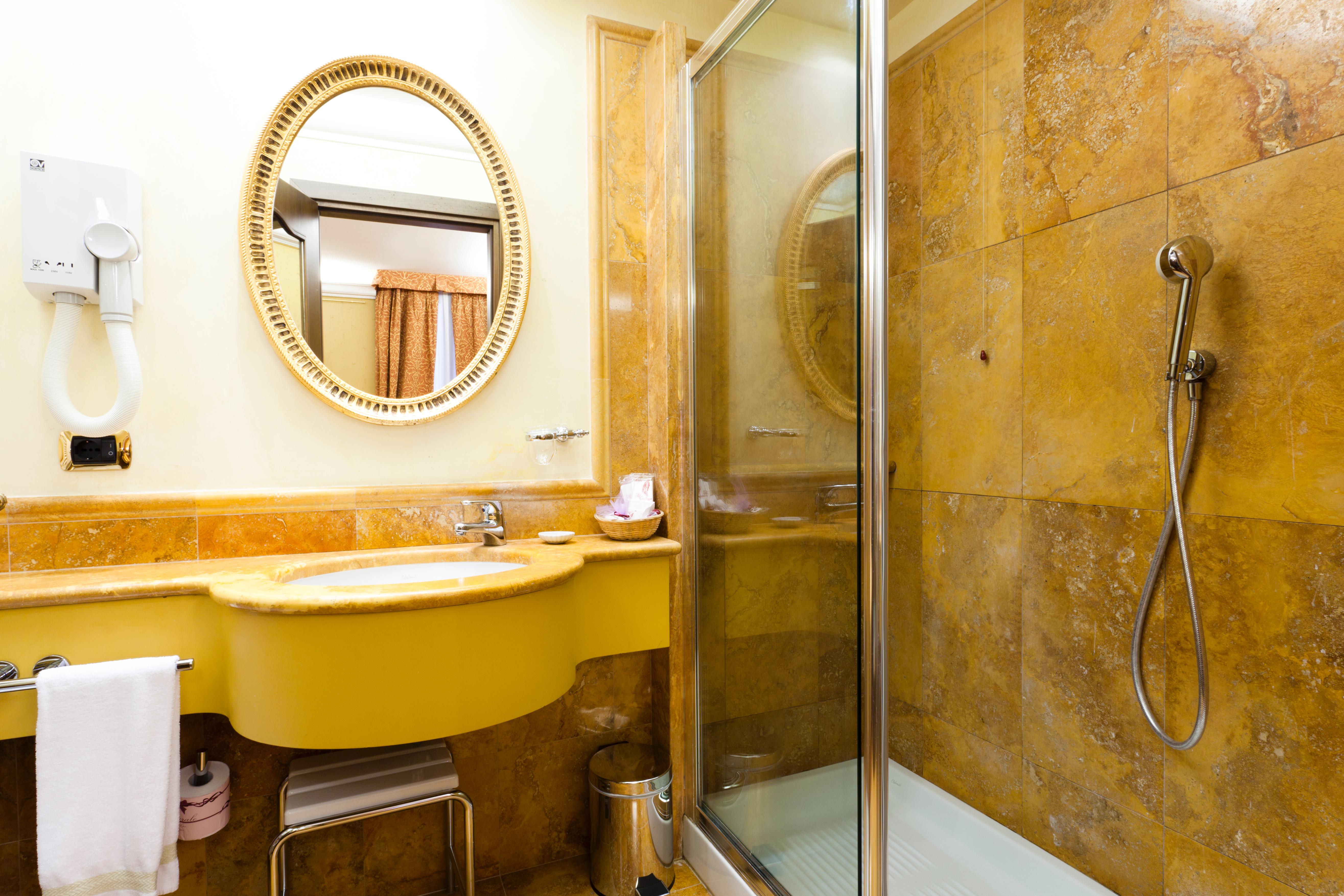 Double or Twin Superior