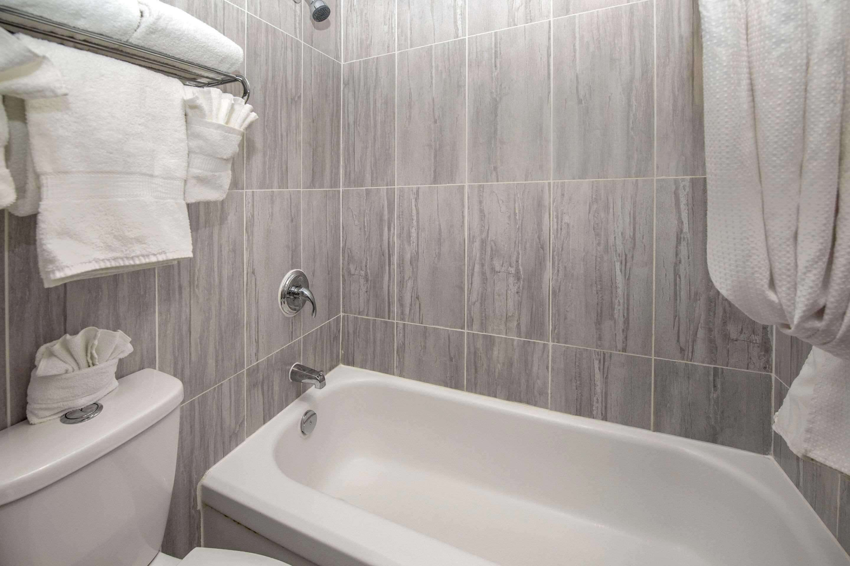 Double King Bed Non Smoking