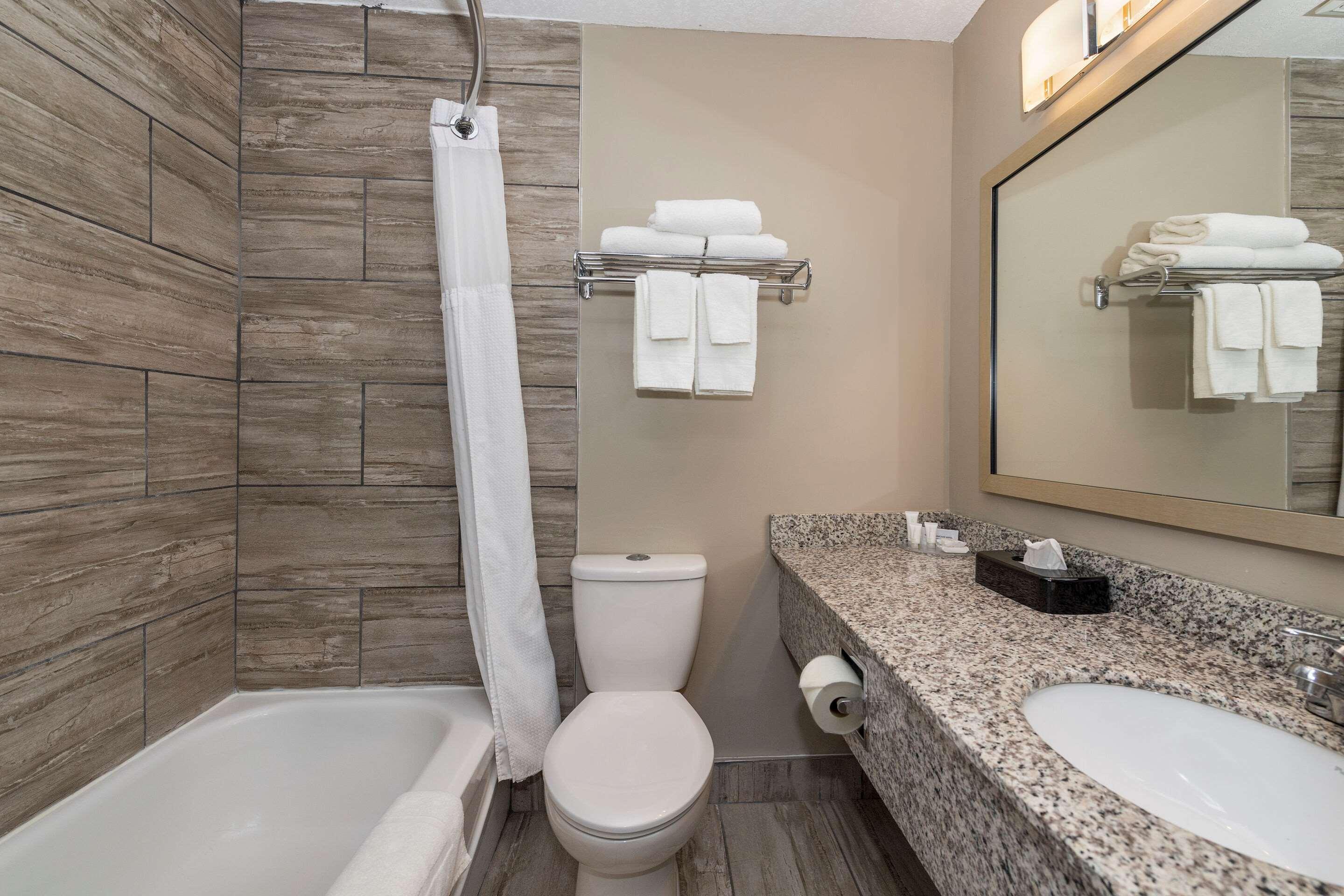 Double King Bed Non Smoking