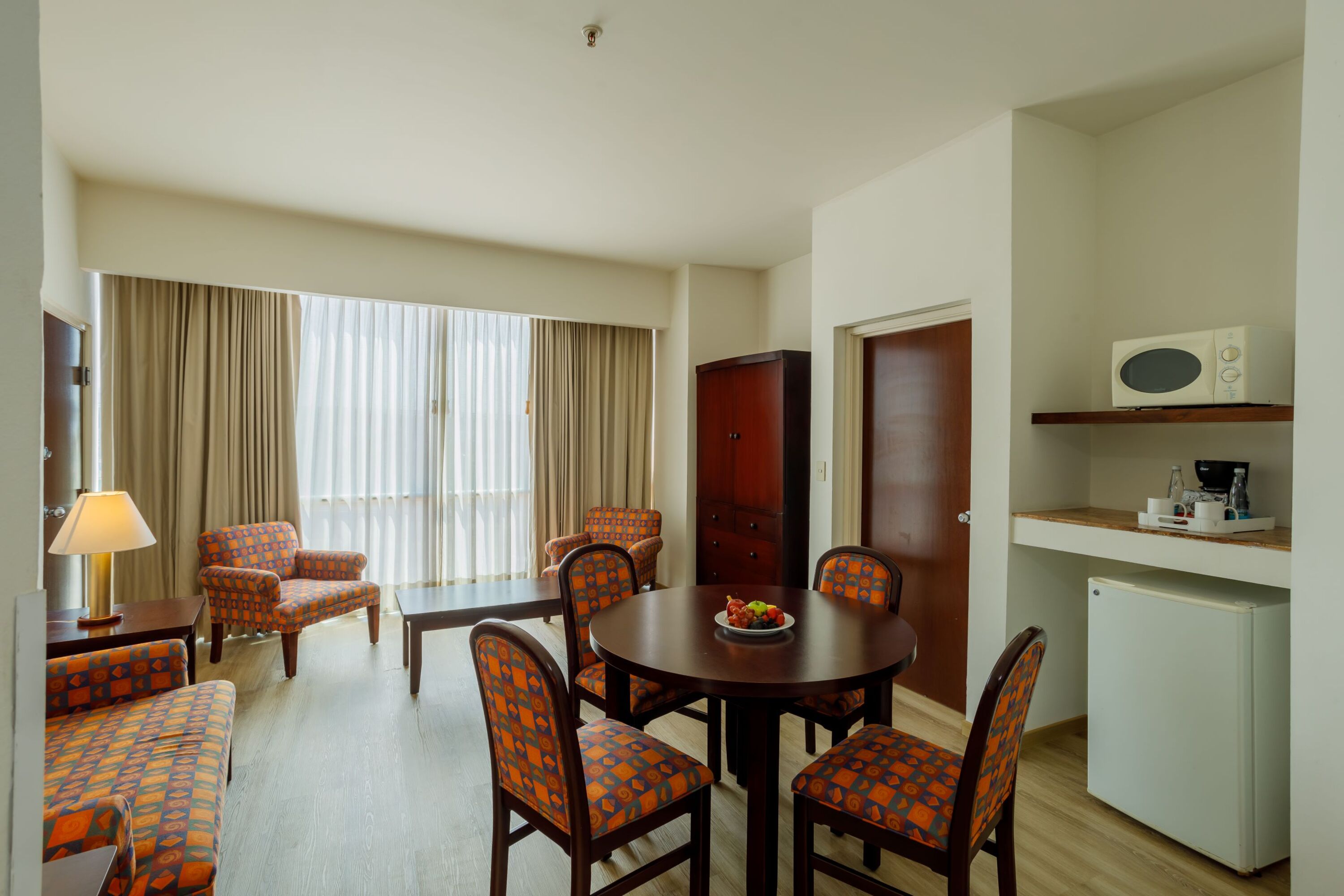 Junior Suite King Size Bed