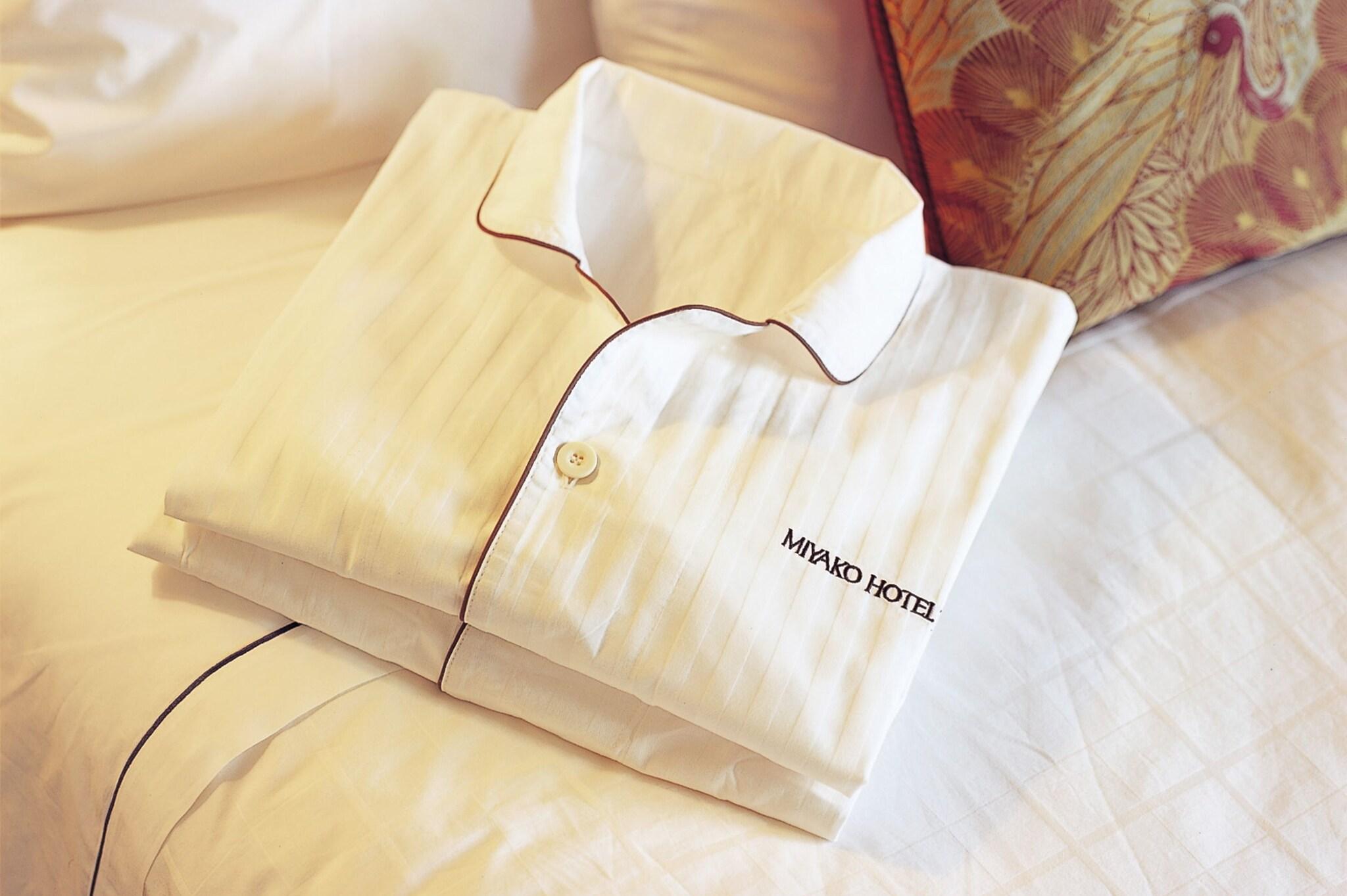 Double Deluxe King Bed