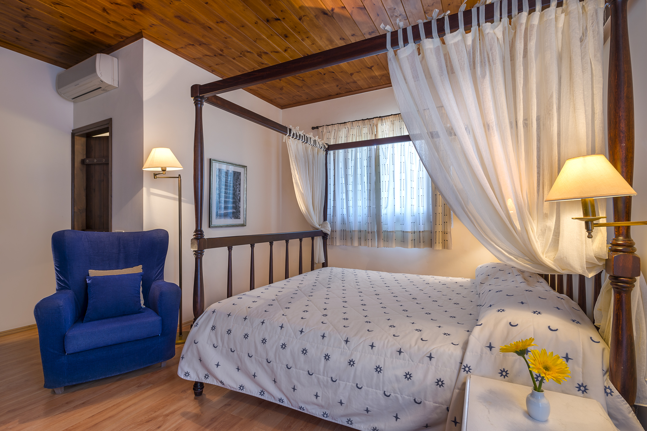 Double or Twin Standard