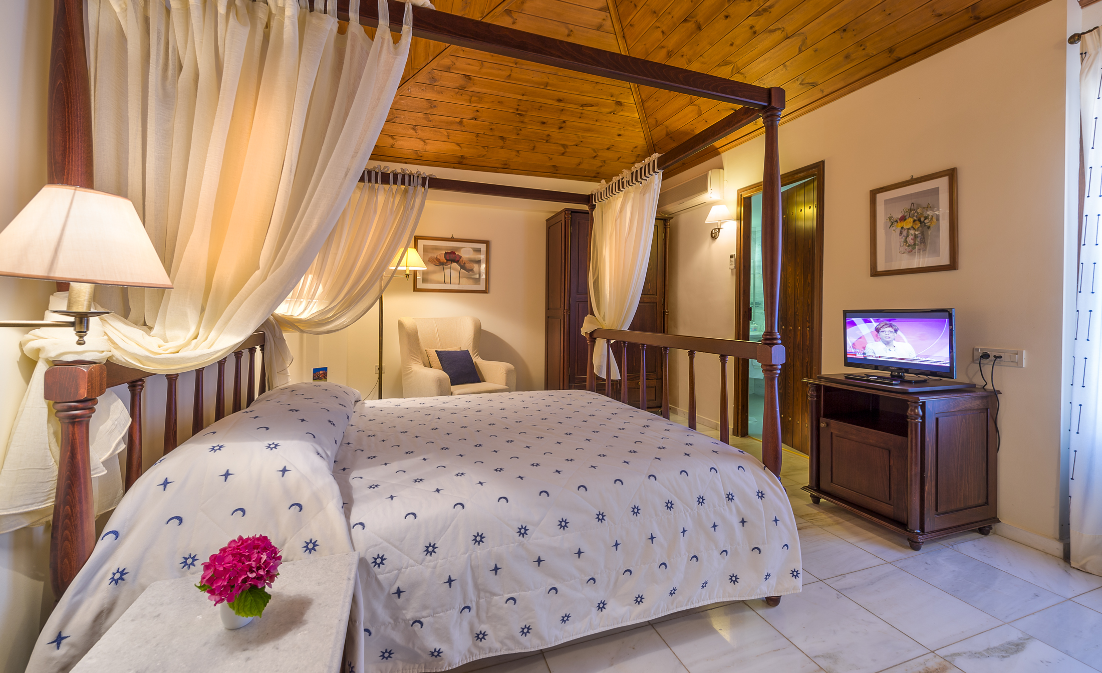 Double or Twin Standard