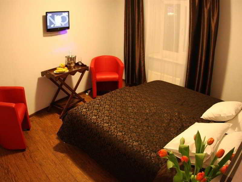 Double or Twin Standard