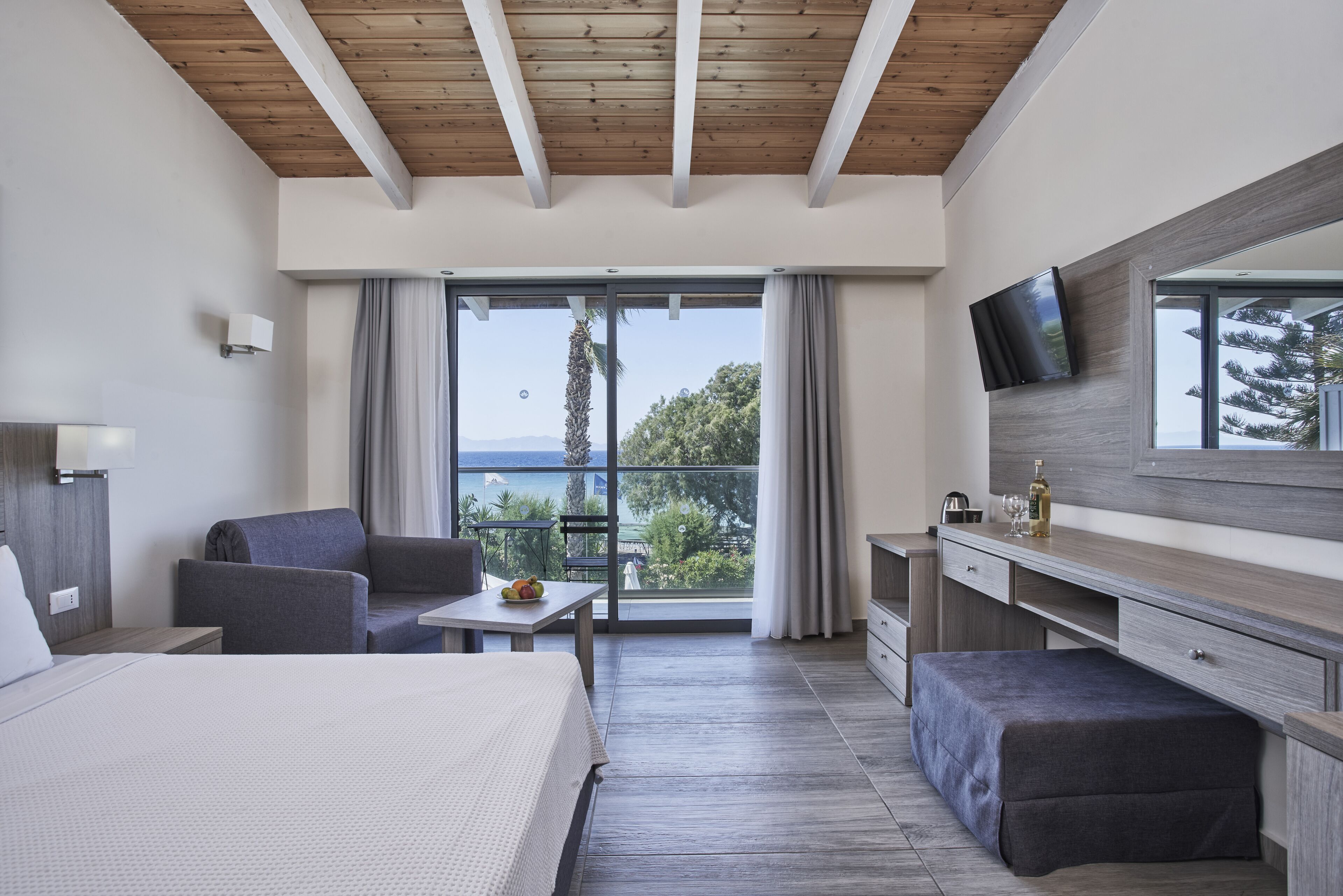 Double Deluxe with Views