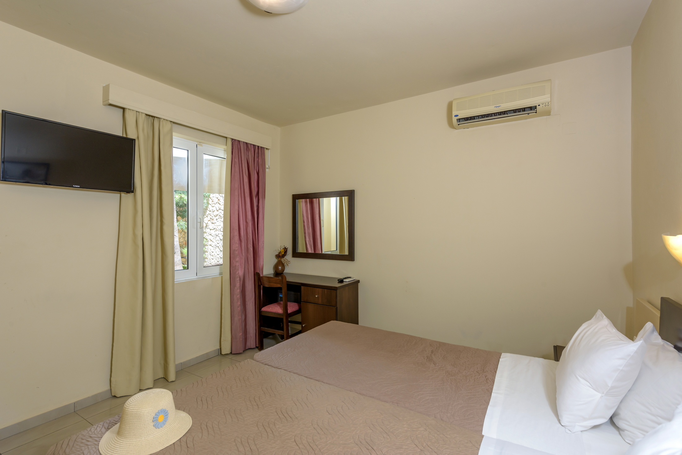 Apartment Garden View