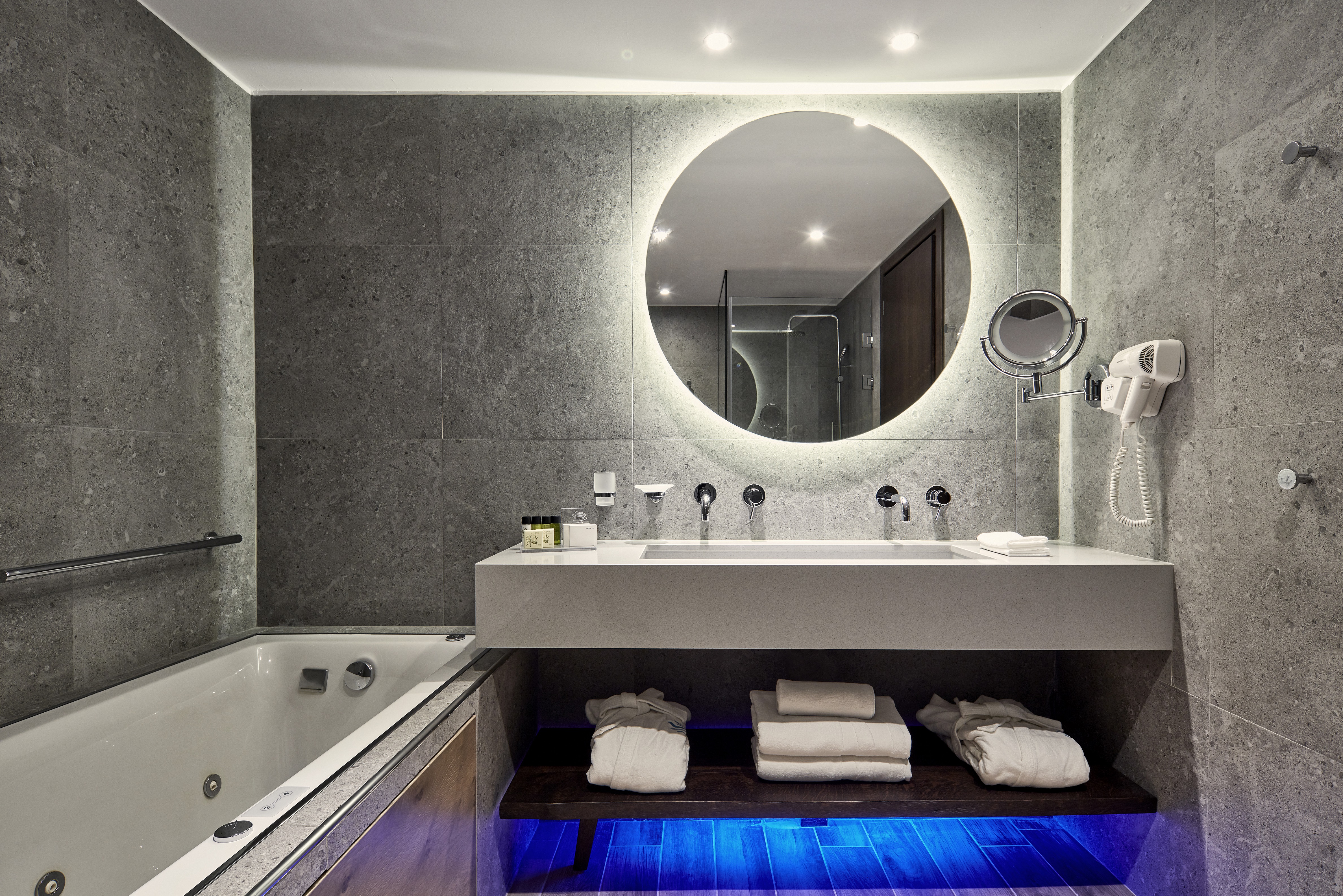 Family Room with Private Pool