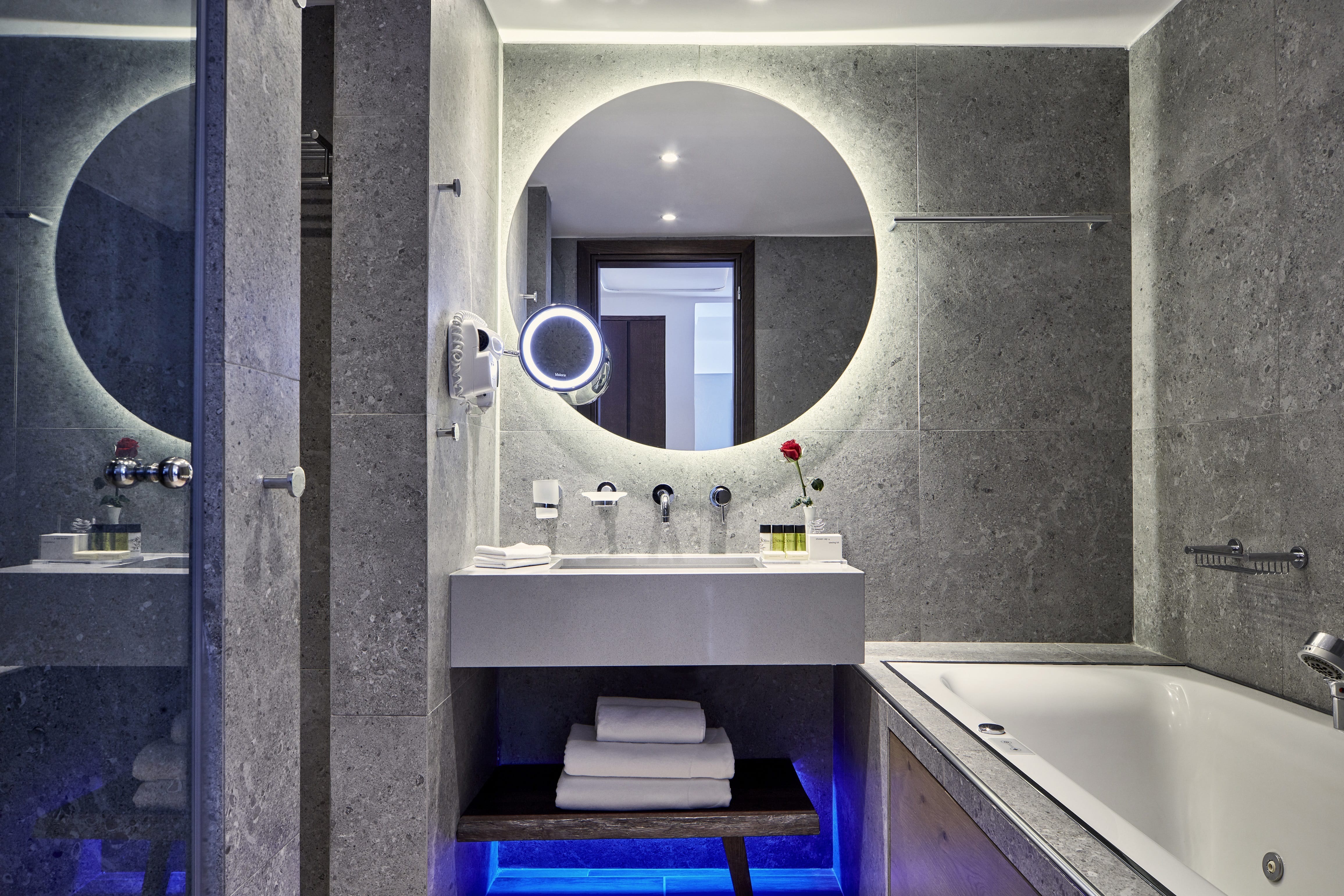 Family Room Land View