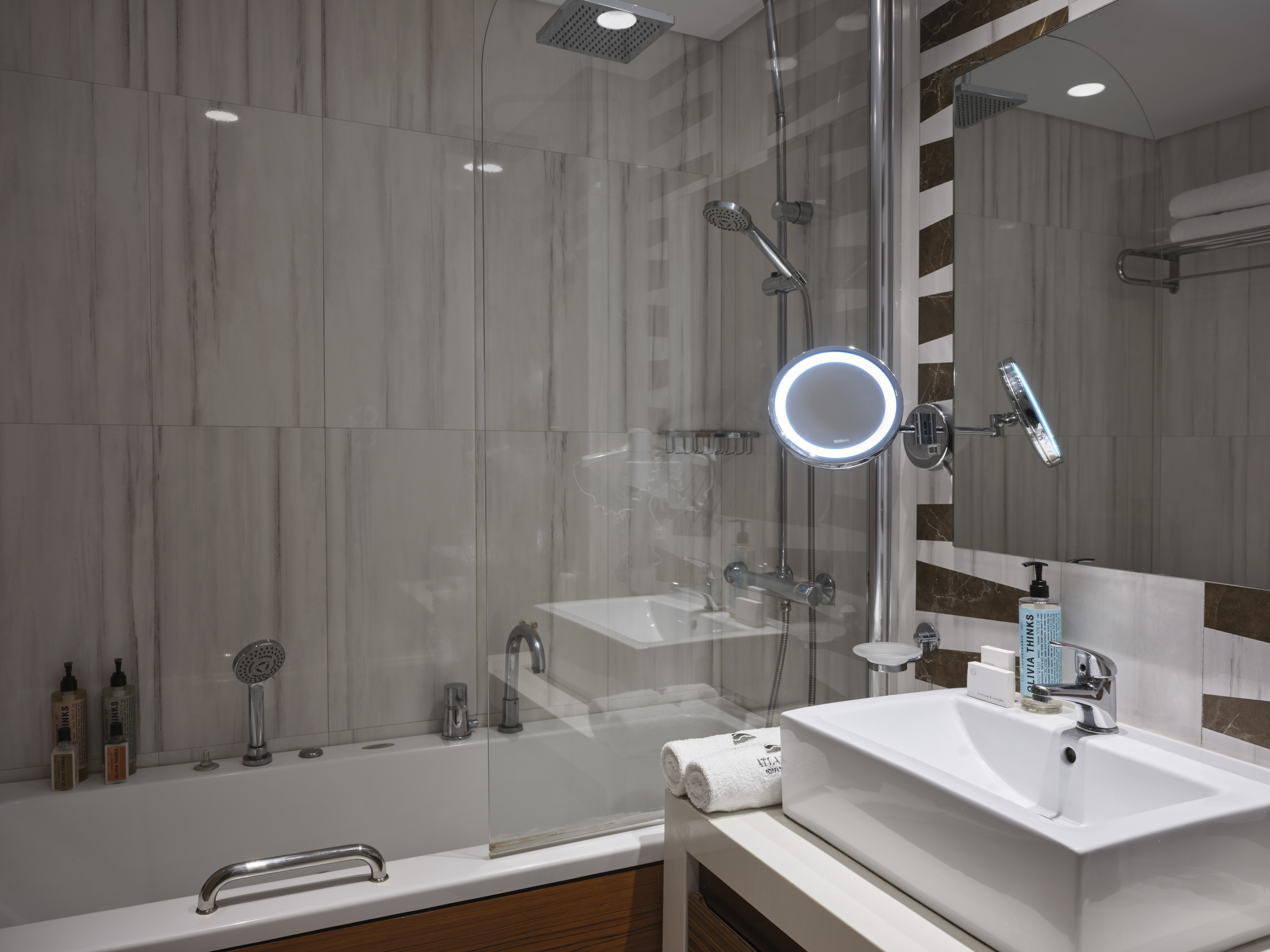 Double or Twin Land View