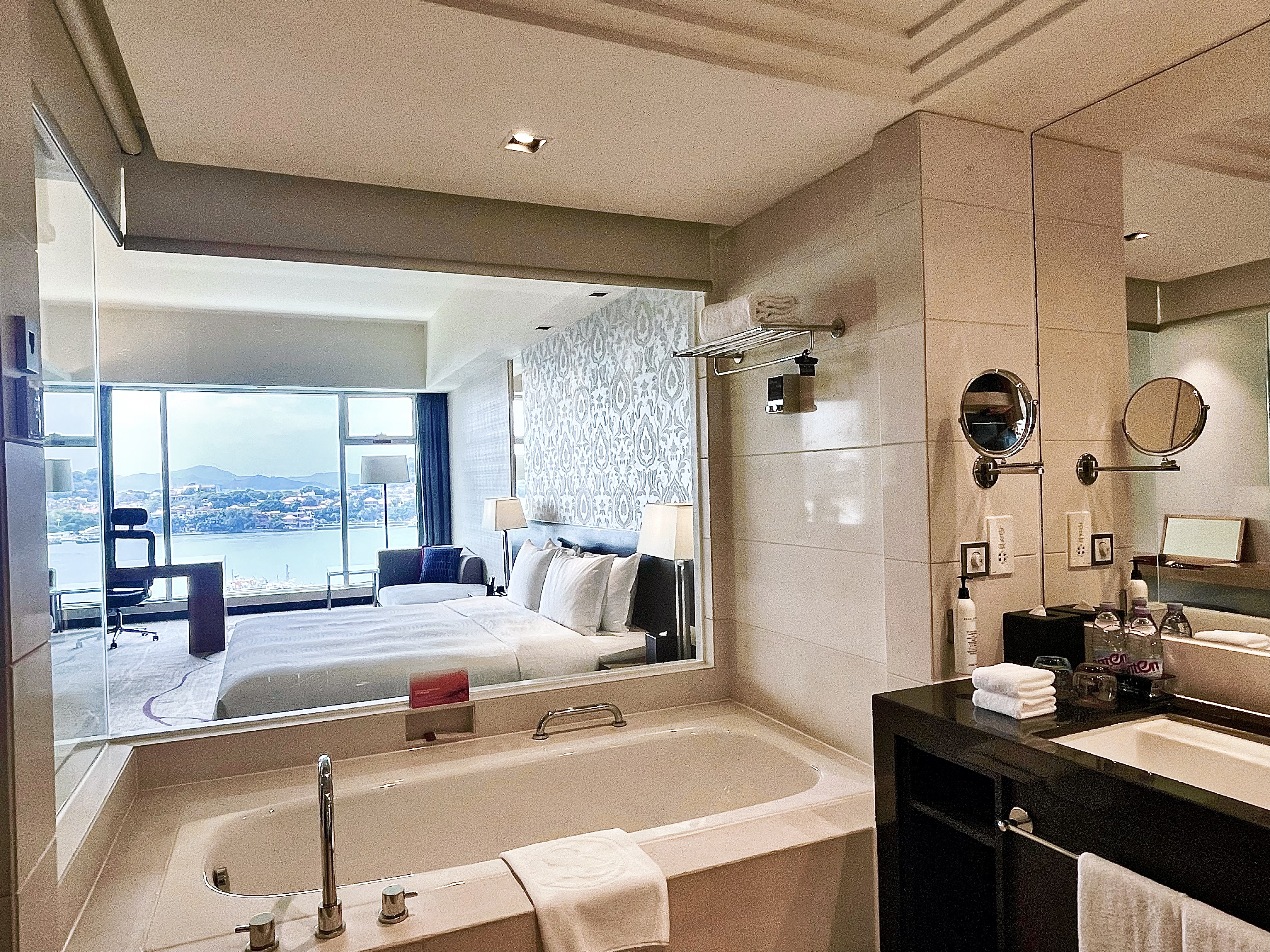 Double Deluxe Sea View