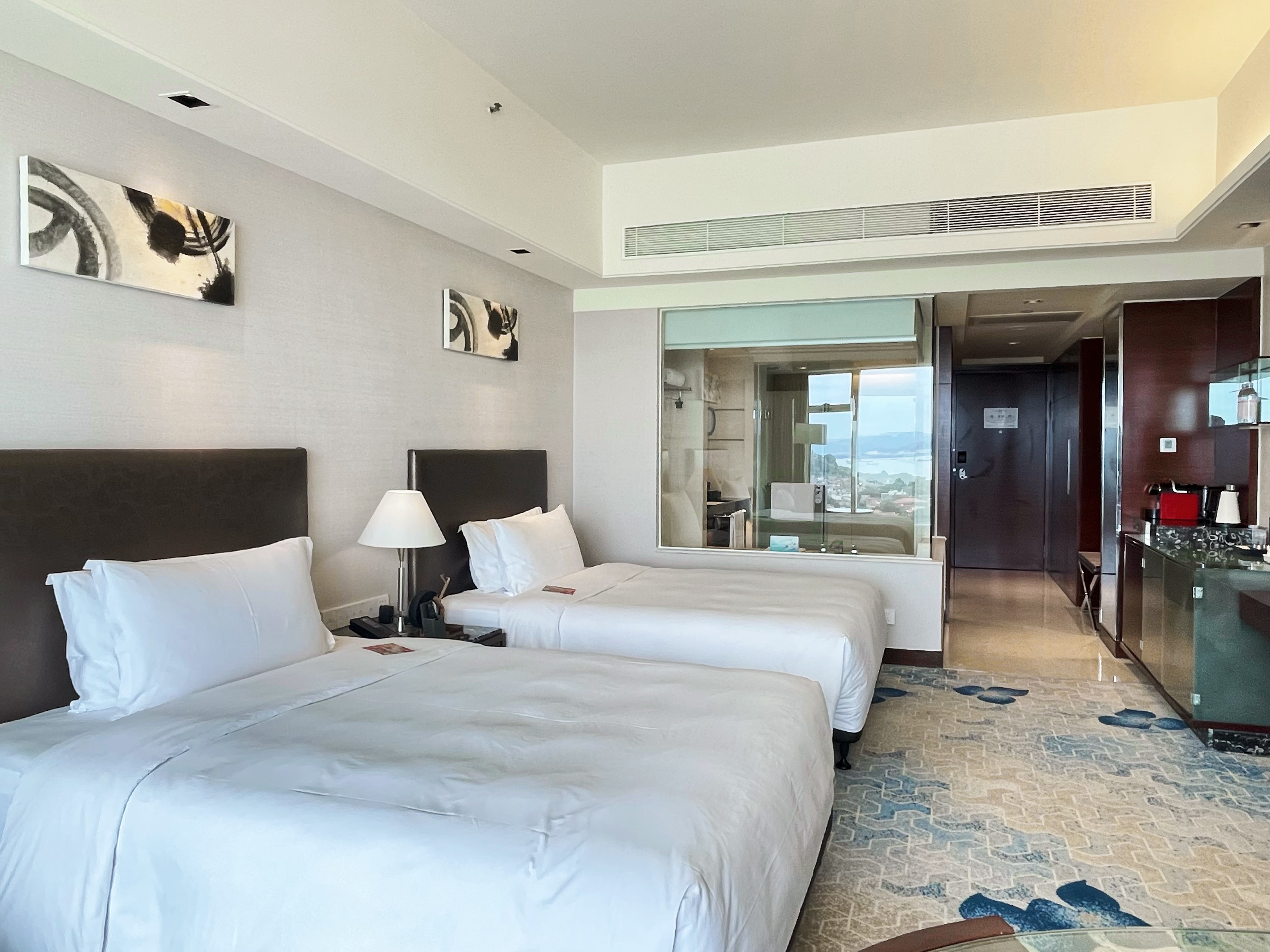 Twin Executive Sea View