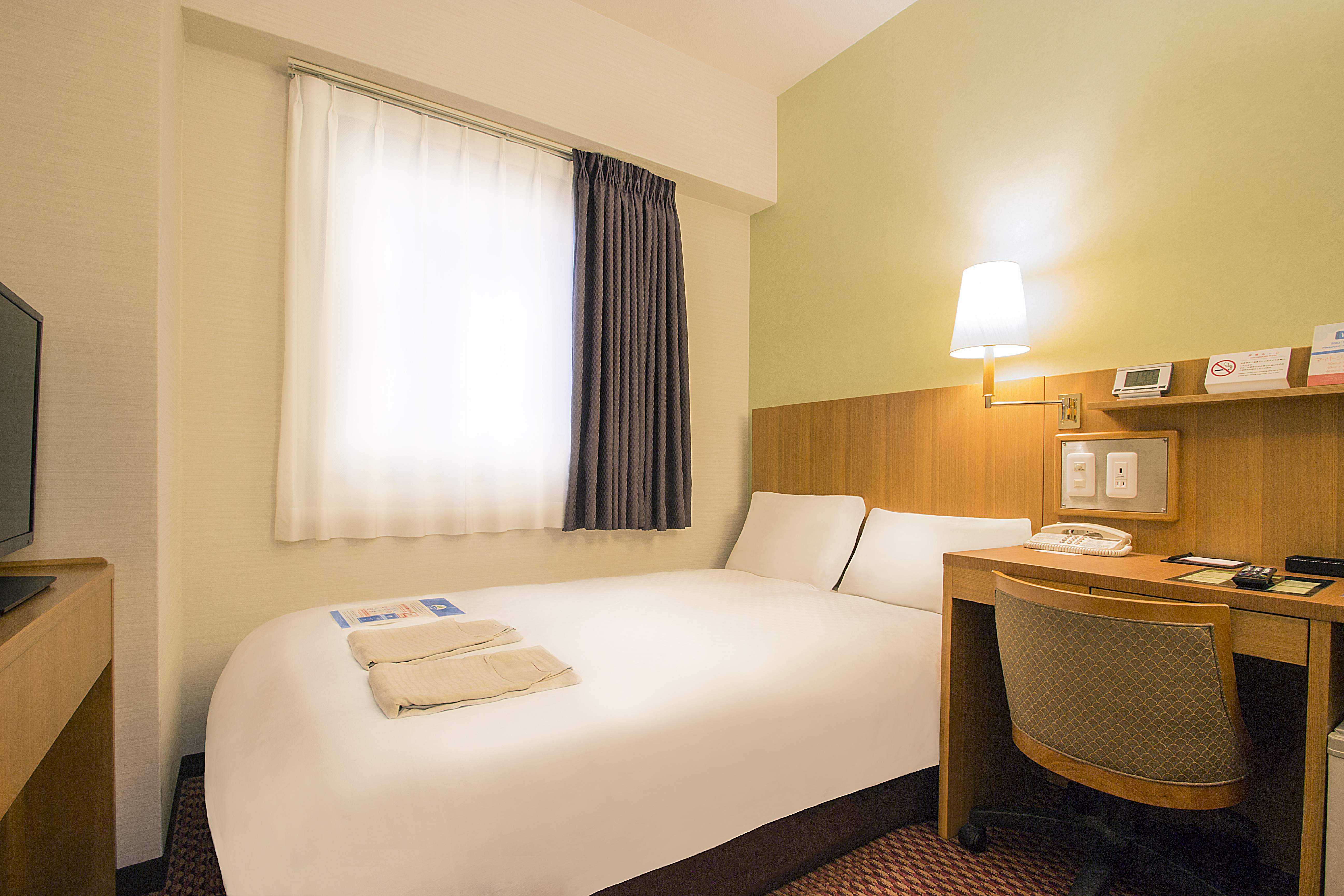 Room Semidouble