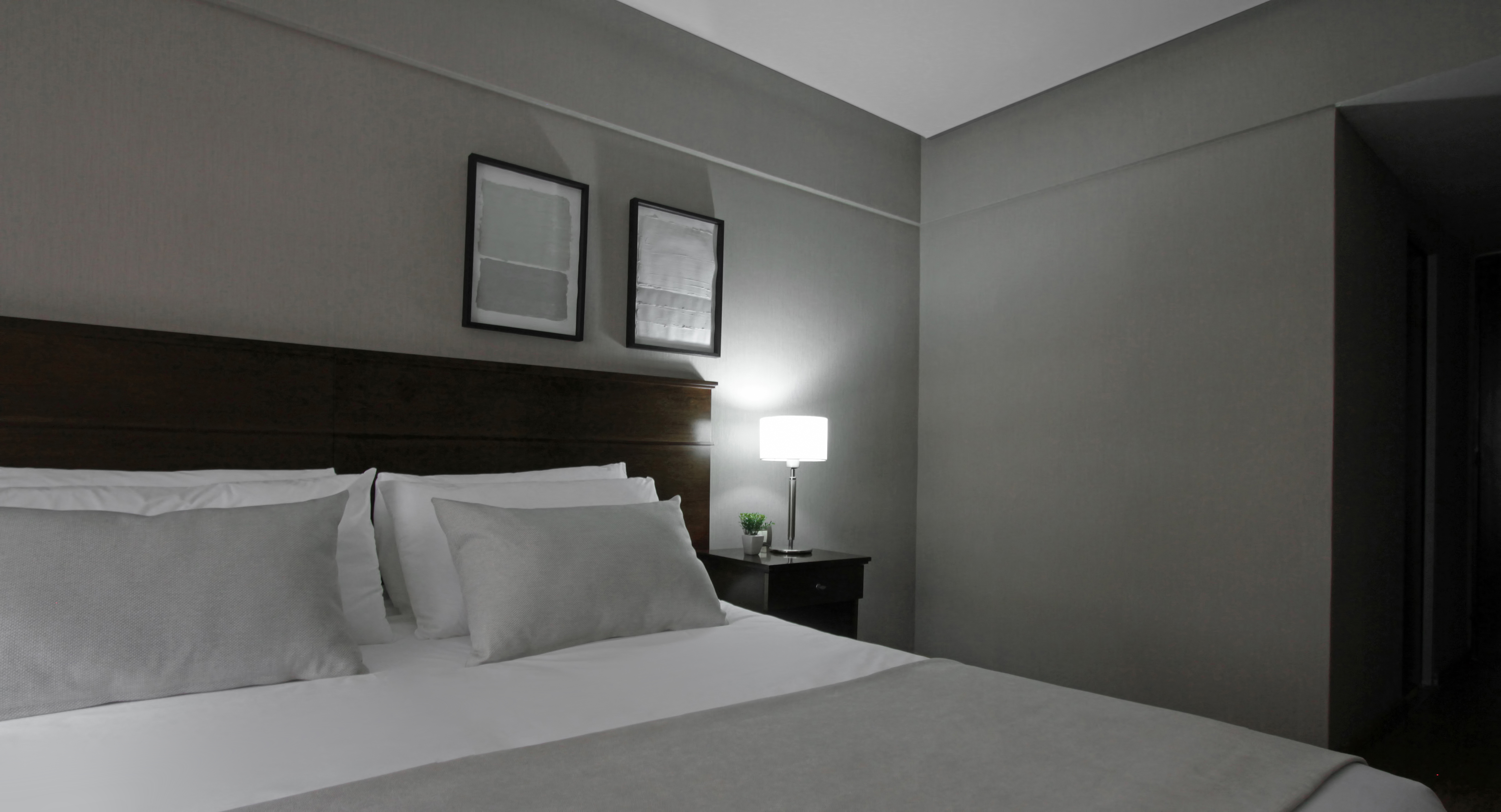 Double Superior Queen Bed