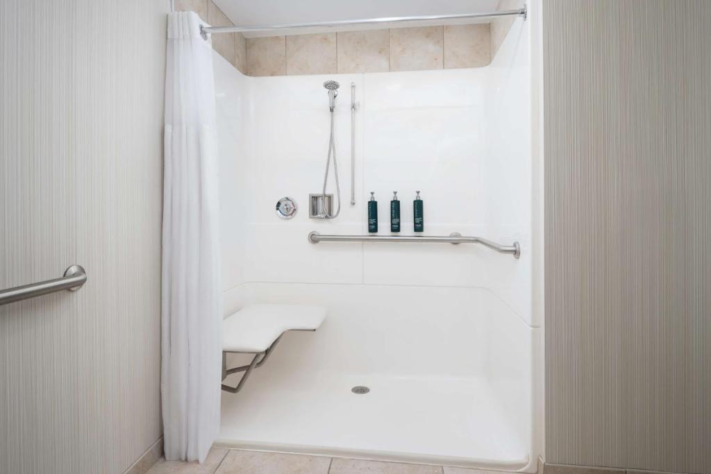 Double Two Double Beds Non Smoking