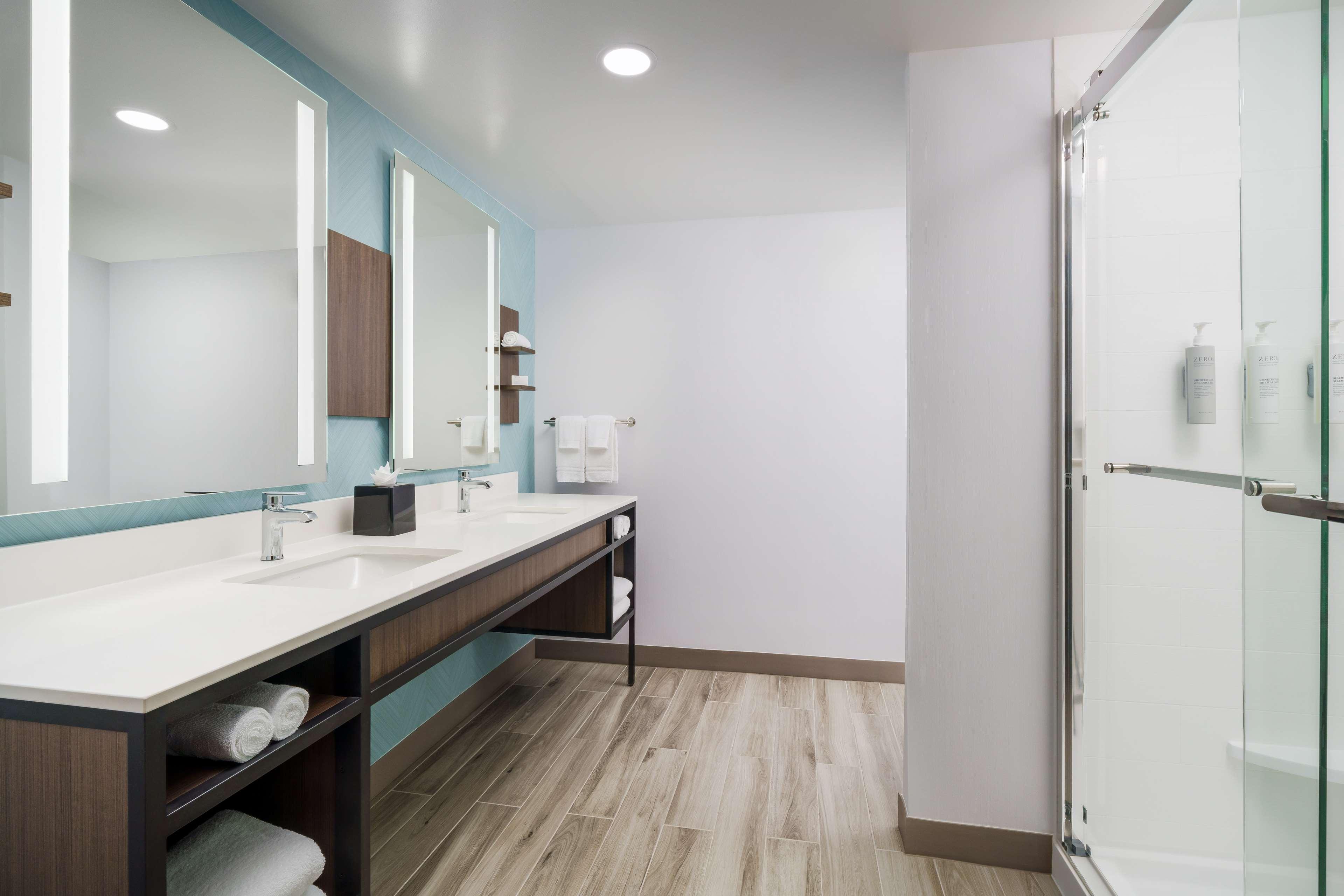 Junior Suite King Size Bed