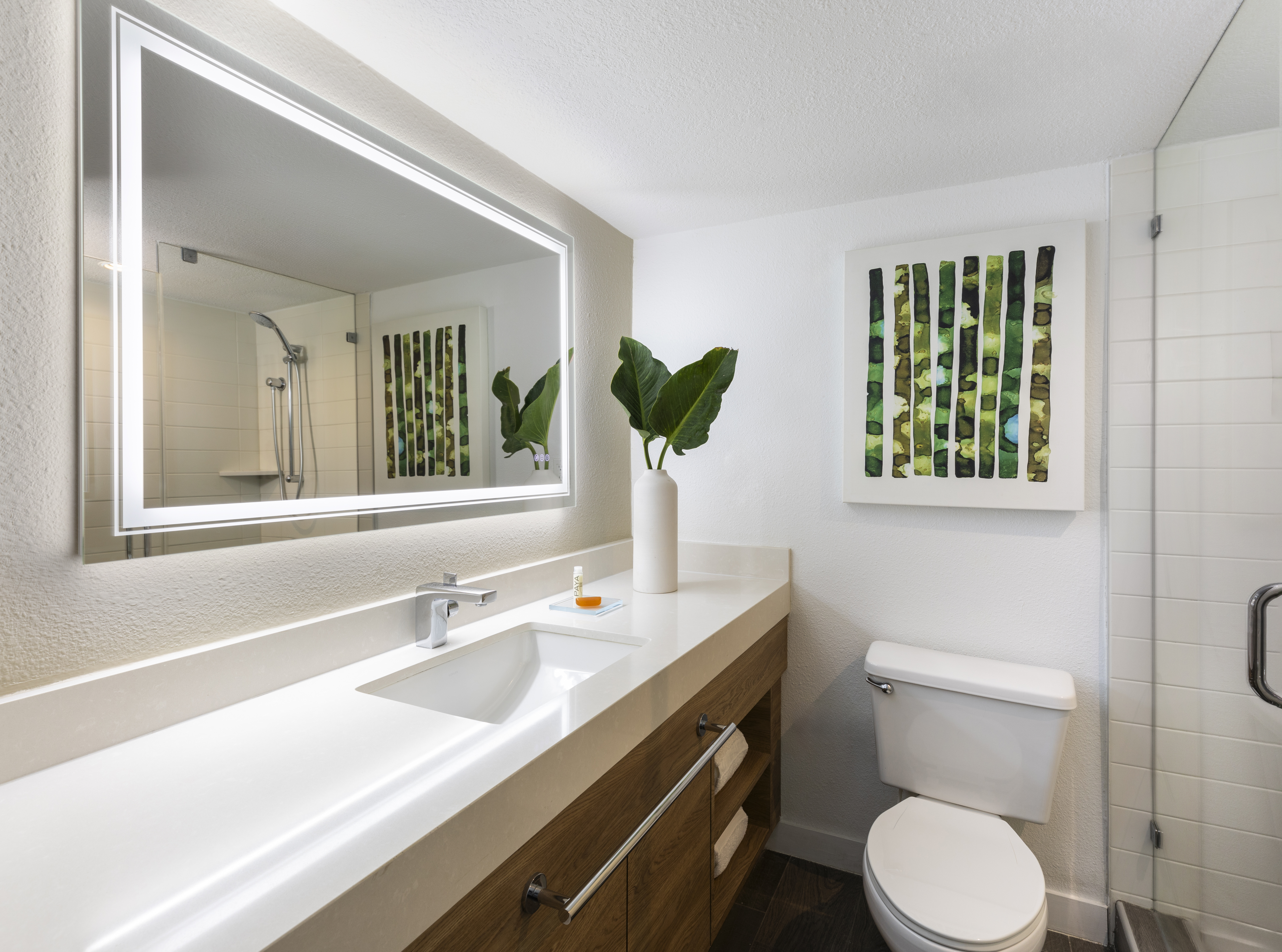 Suite Ocean Front King Bed