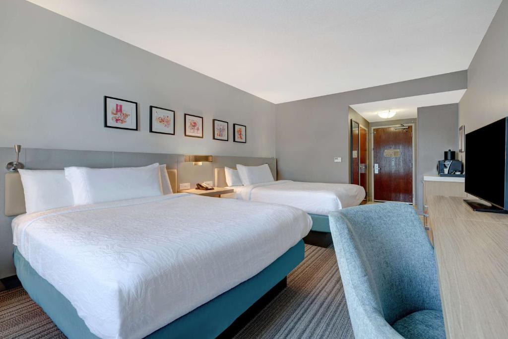 Double Two Queen Beds