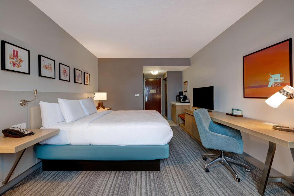 Double King Size Bed