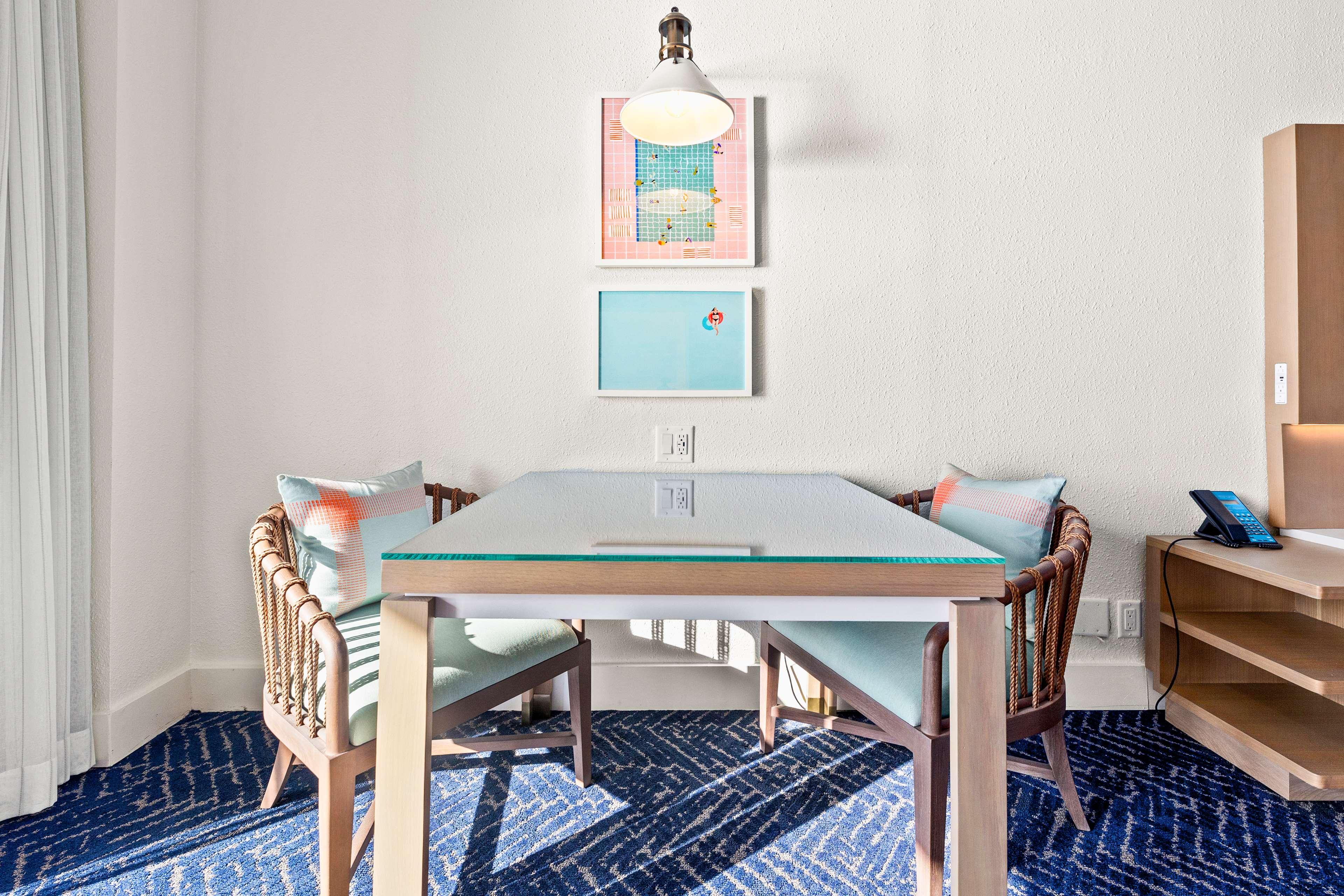 Junior Suite Deluxe Two Queen Beds