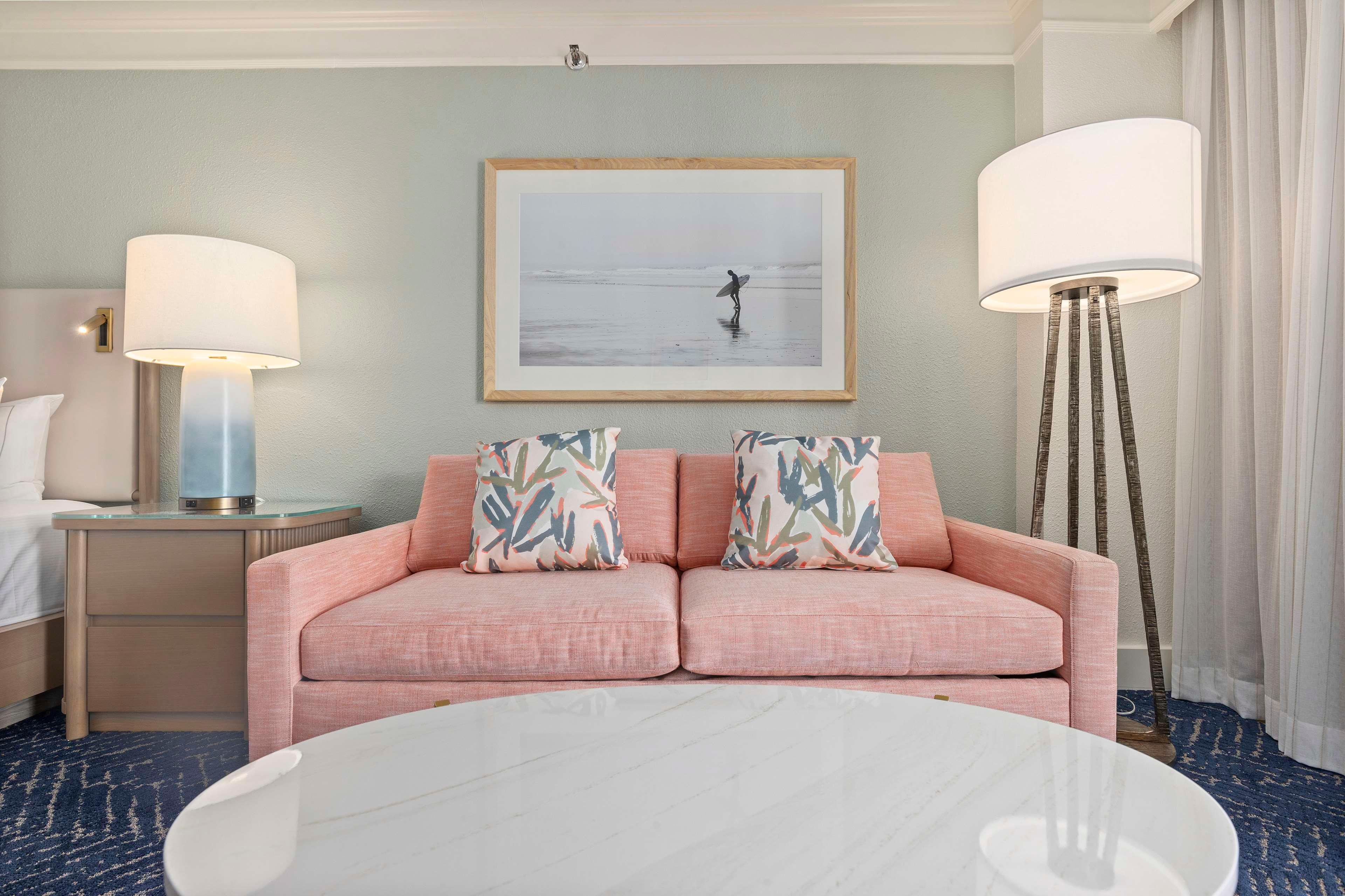 Junior Suite Deluxe King Bed