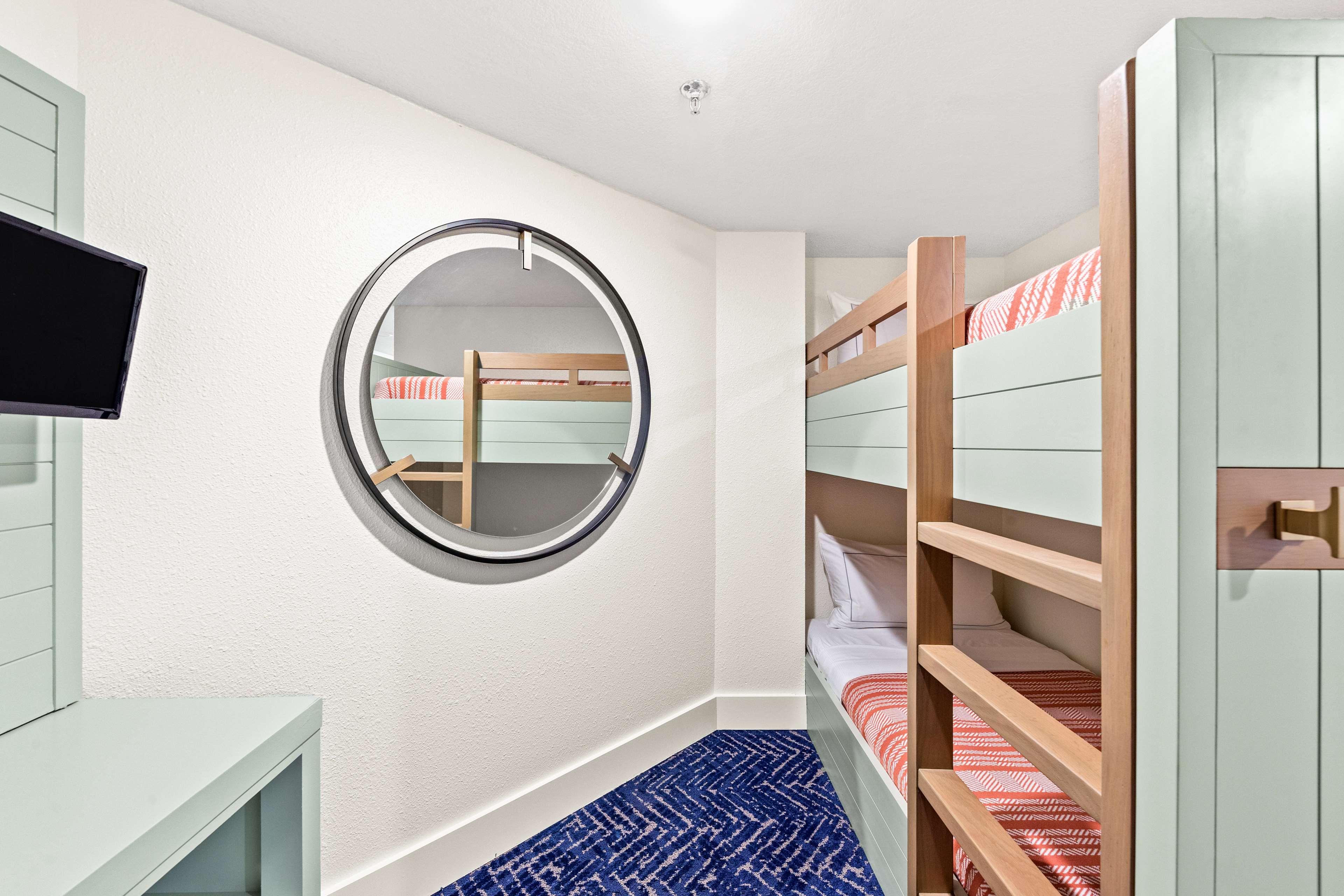 Junior Suite Deluxe with Views