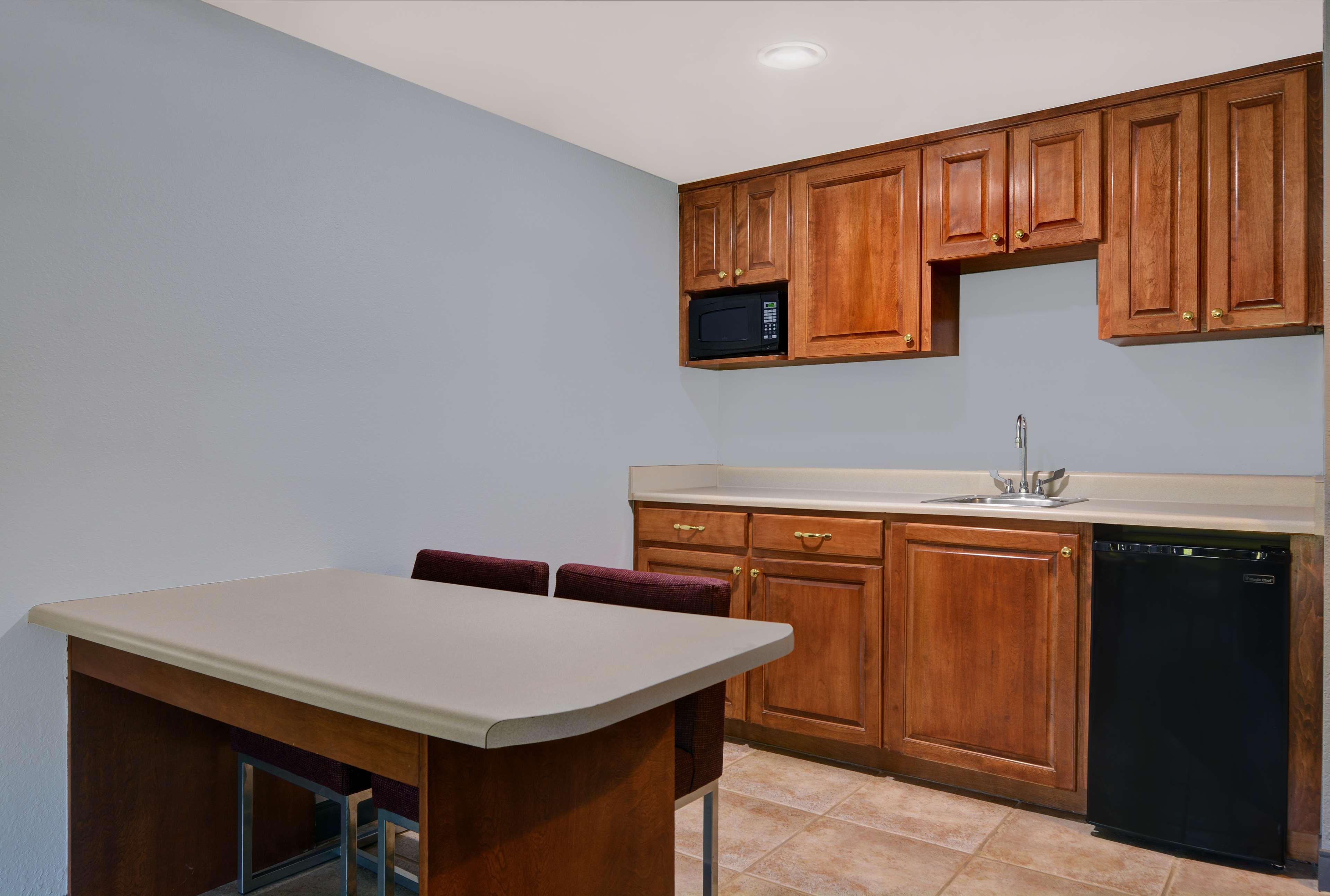 Suite King Bed One Bedroom 