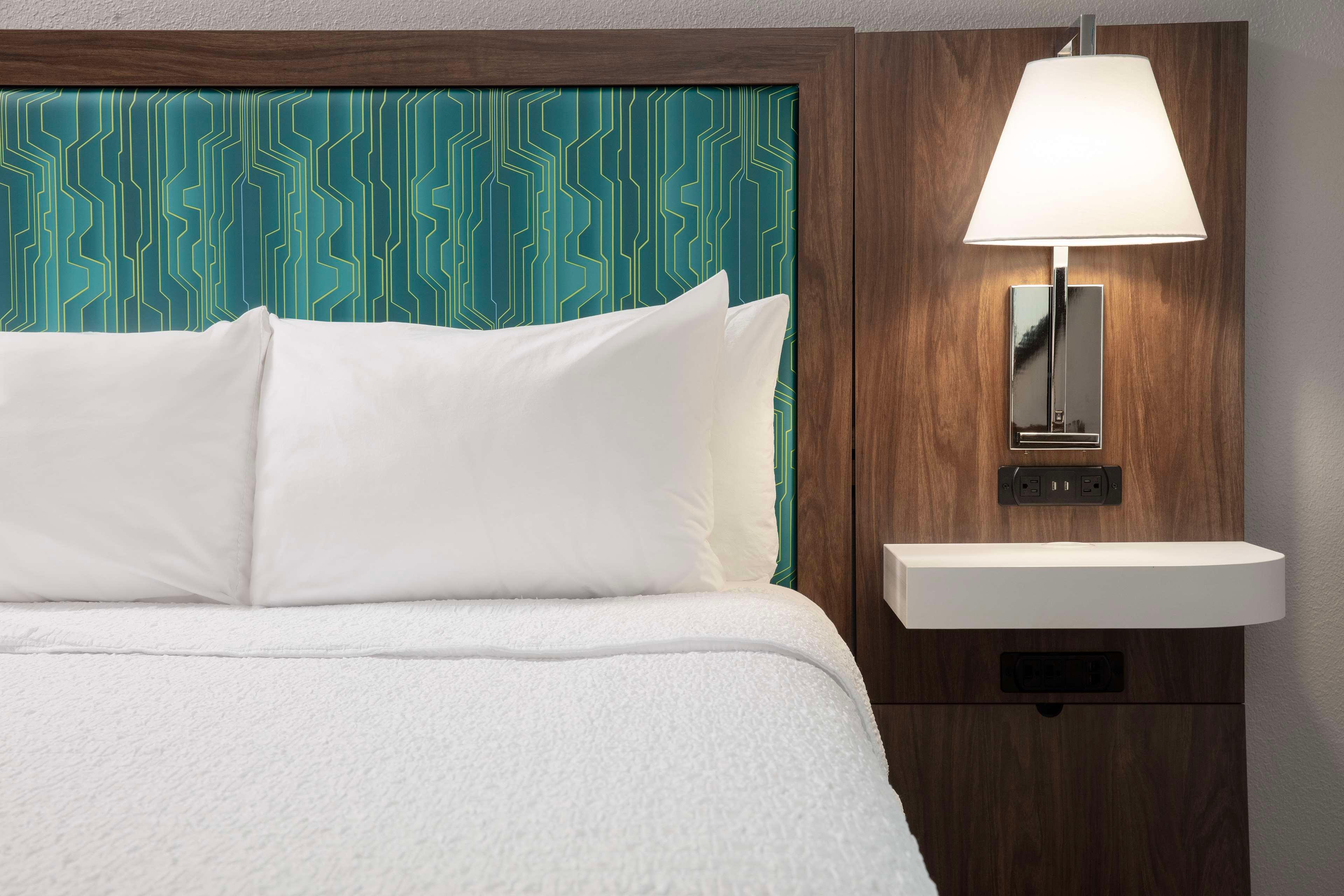 Double King Bed Non Smoking