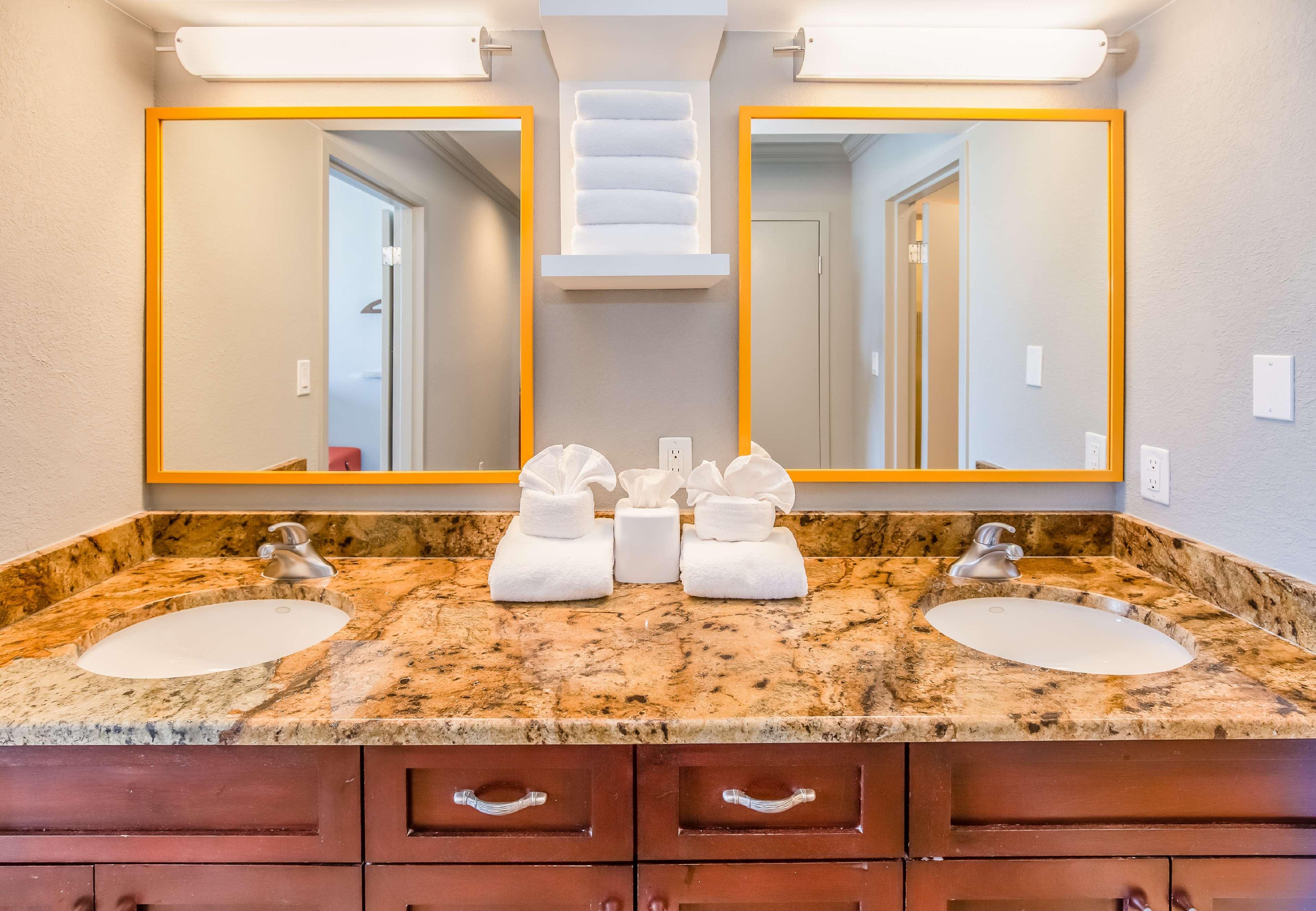 Suite King Bed Non Smoking