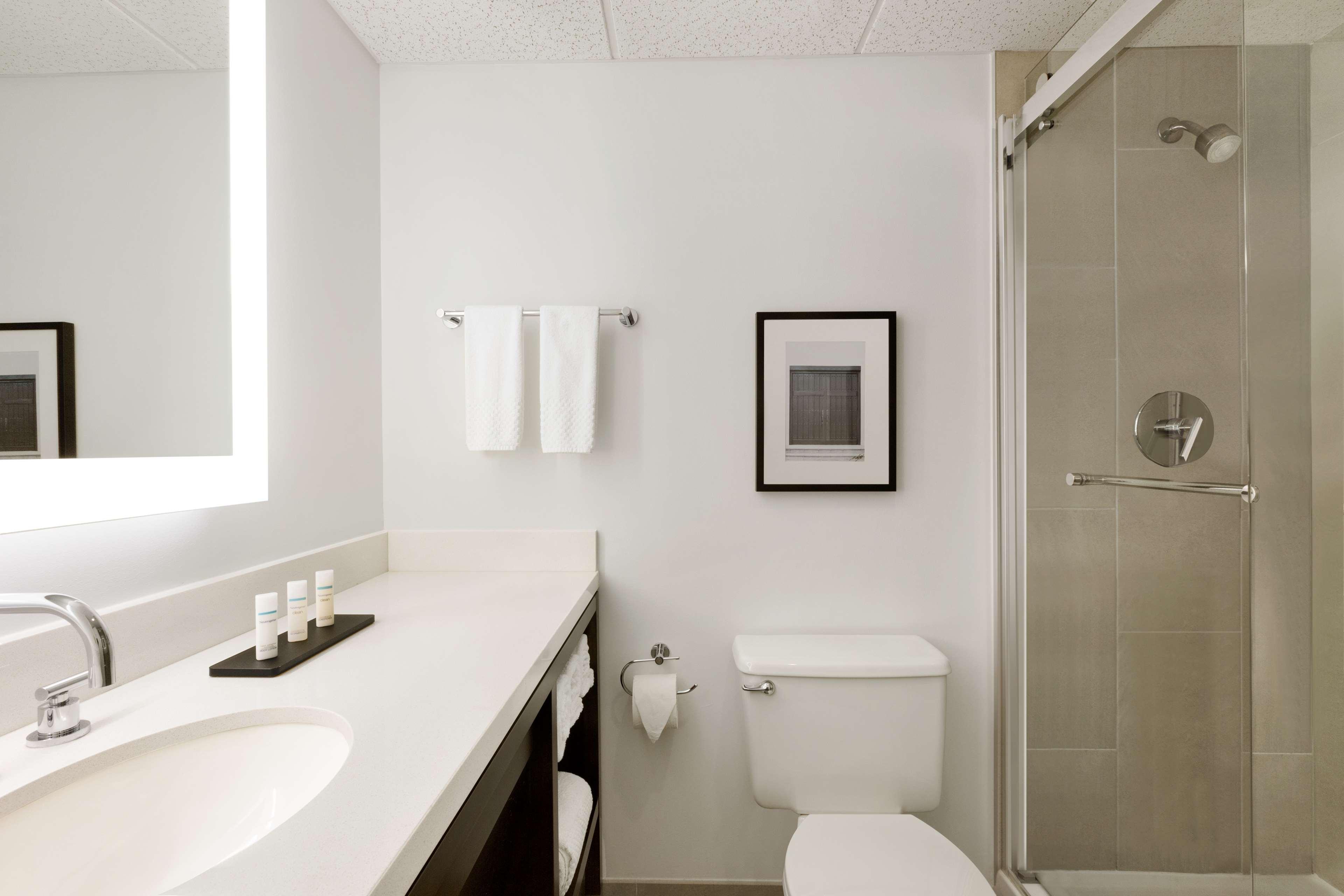 Suite Two Bedrooms Two Bathrooms