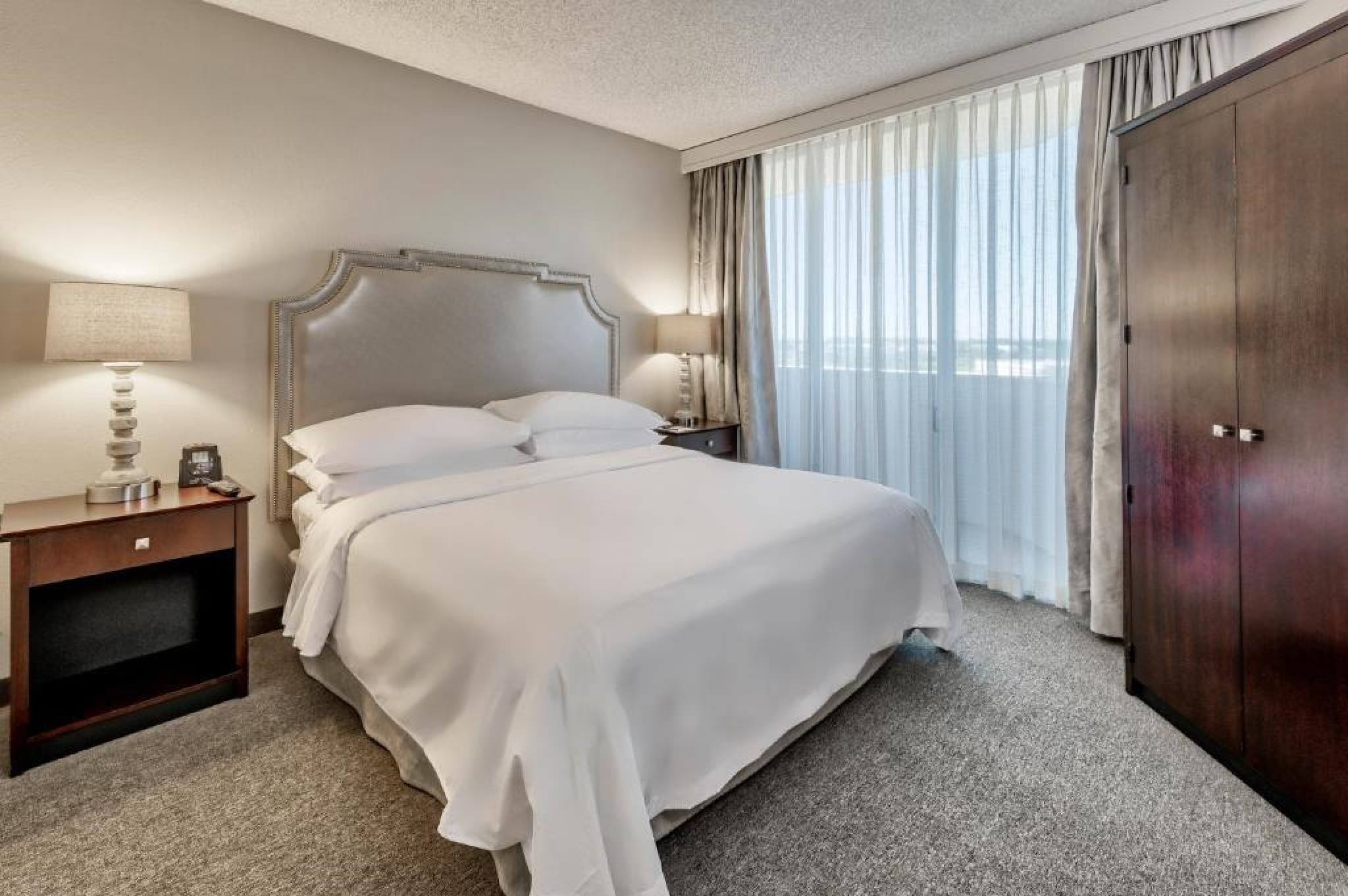 Double Accessible King Size Bed