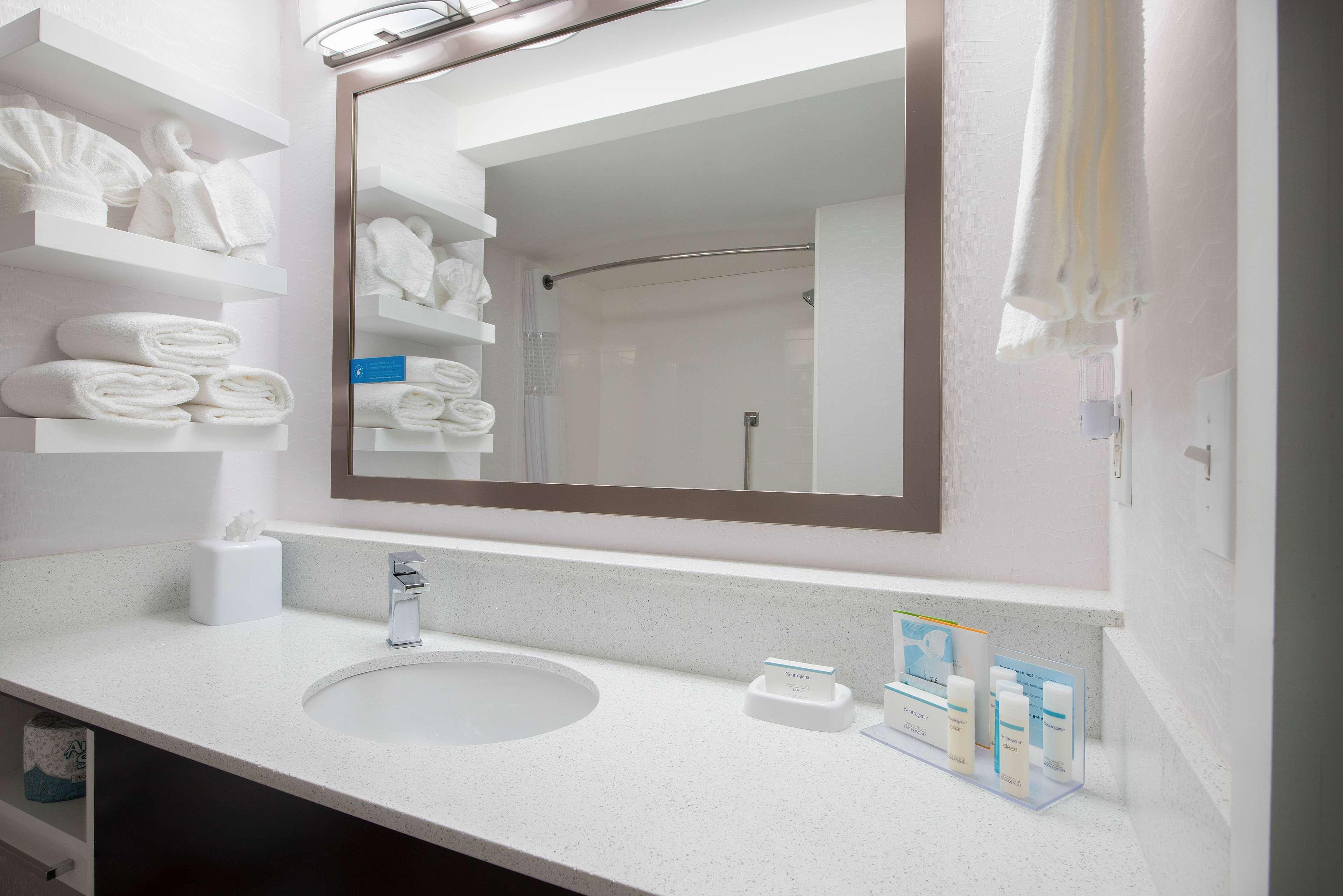 Double Two Queen Beds Non Smoking