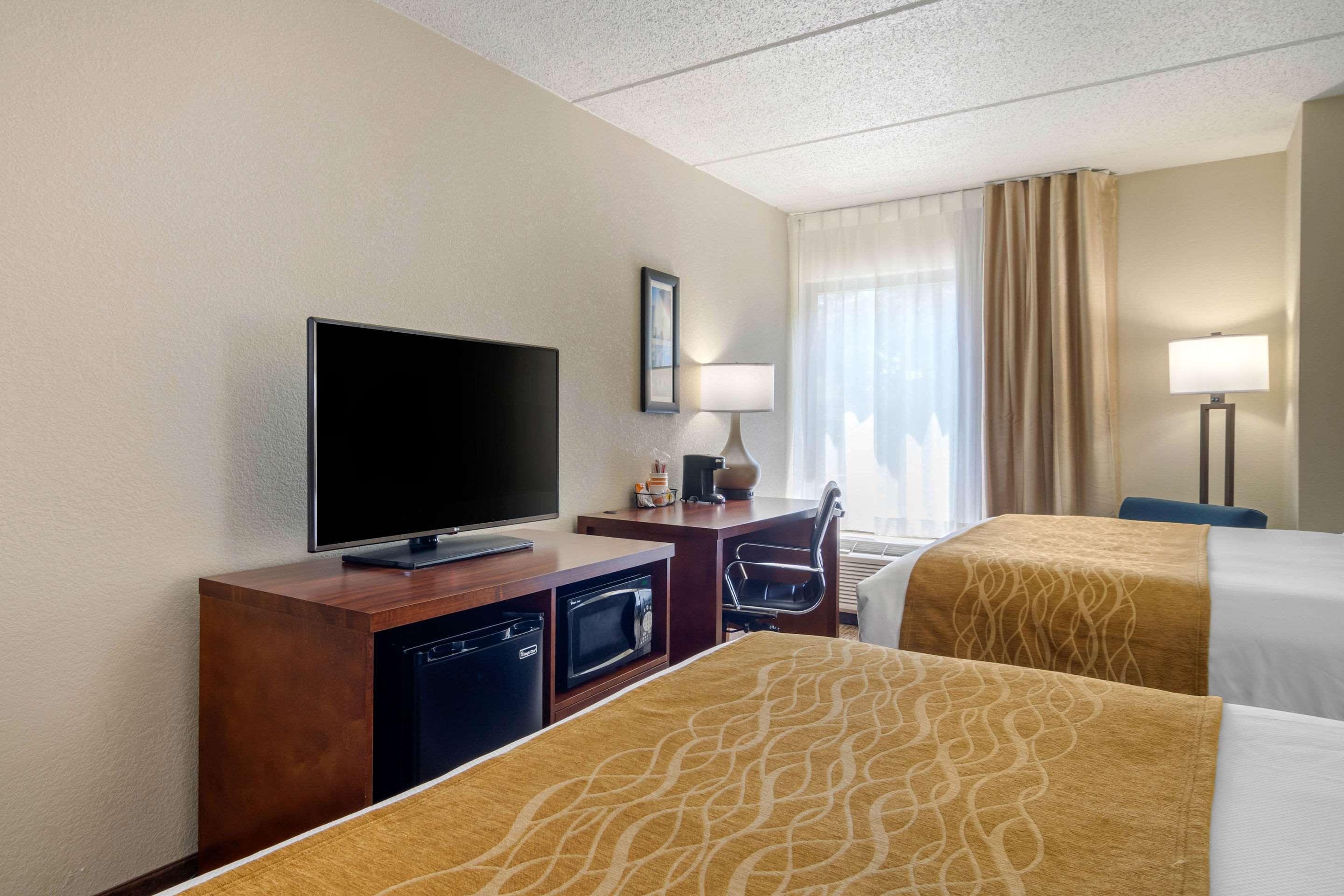 Double Two Queen Beds