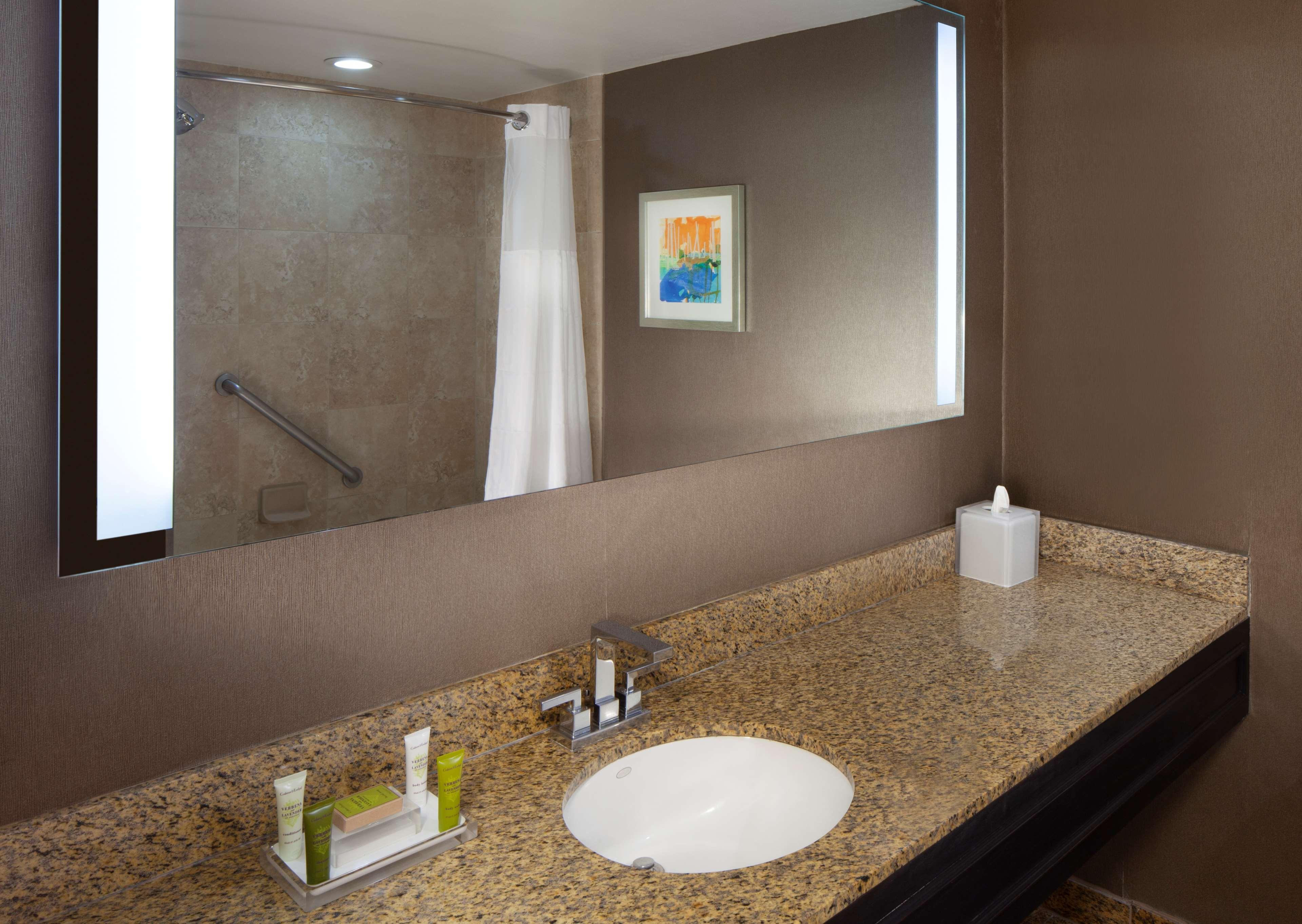 Double Deluxe King Bed