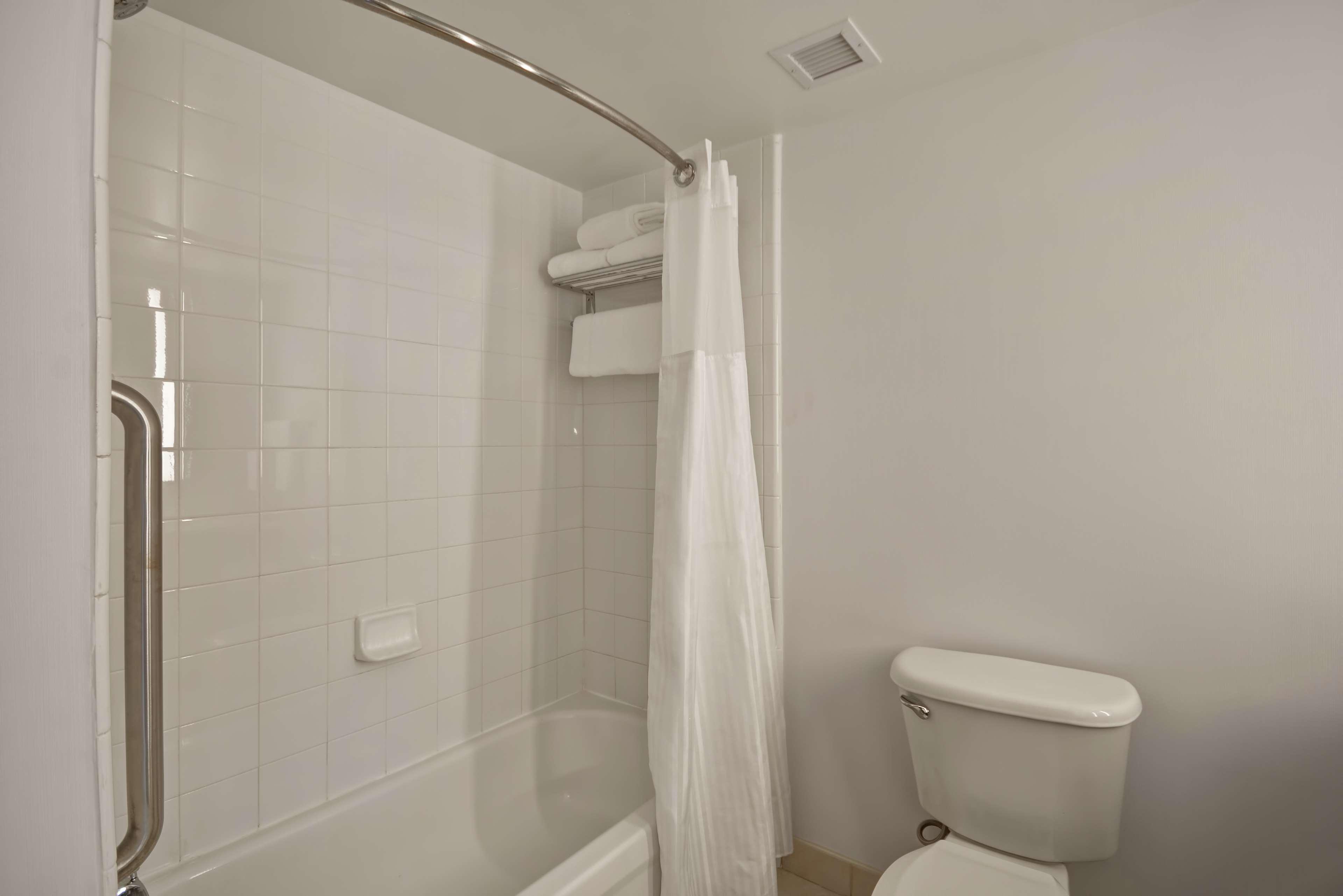 Double Accessible King Size Bed