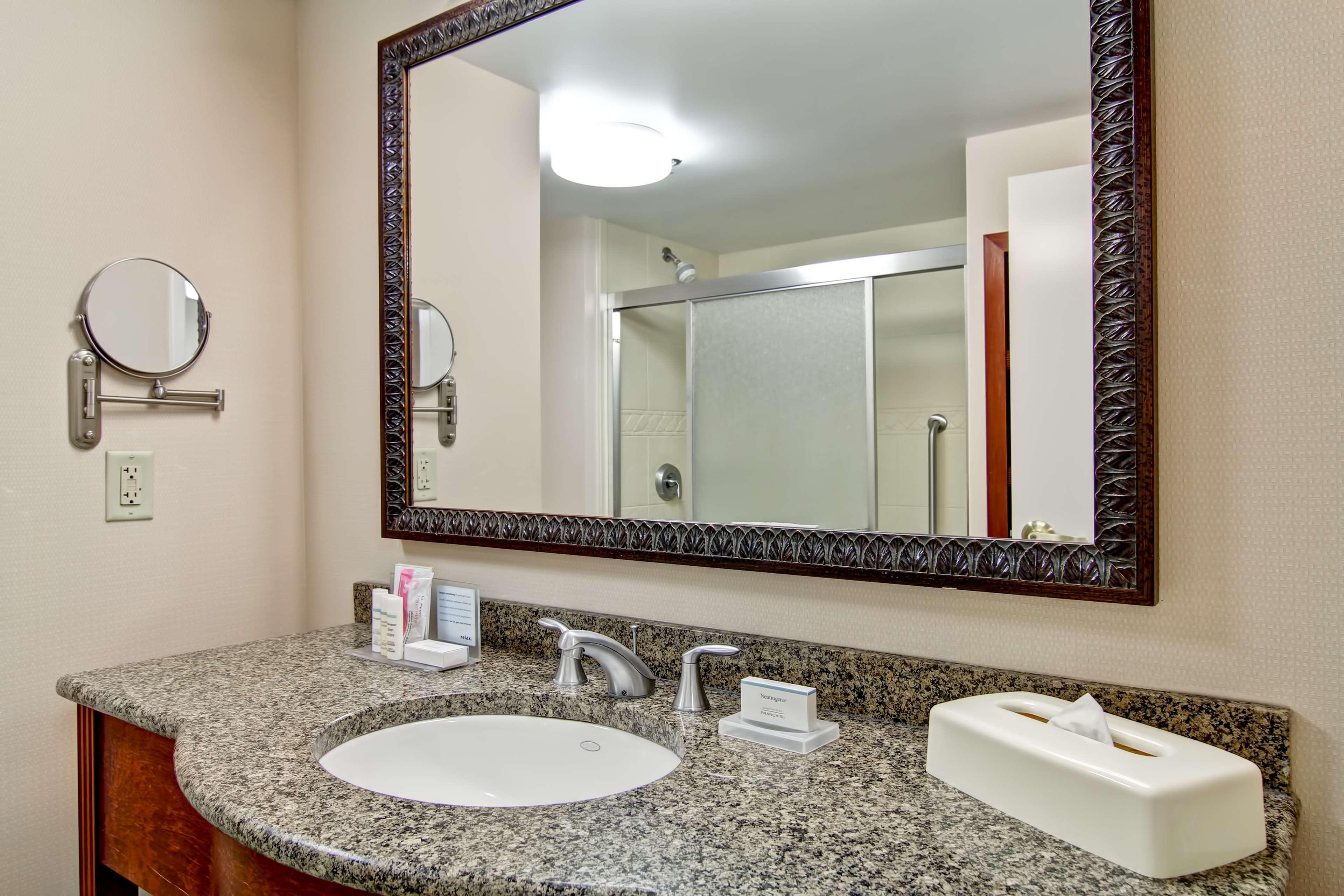 Double King Bed Non Smoking