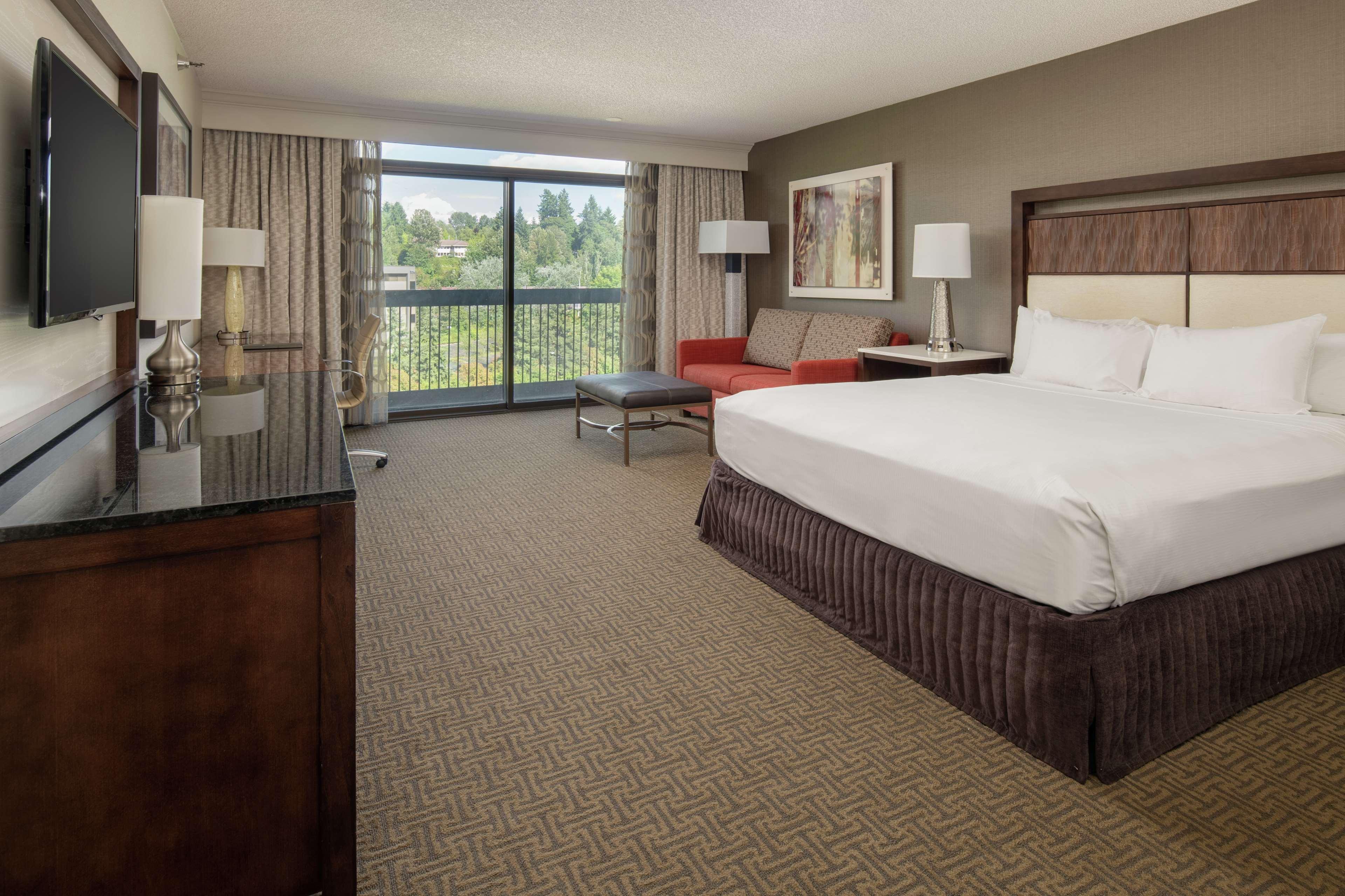Suite Queen Size Bed
