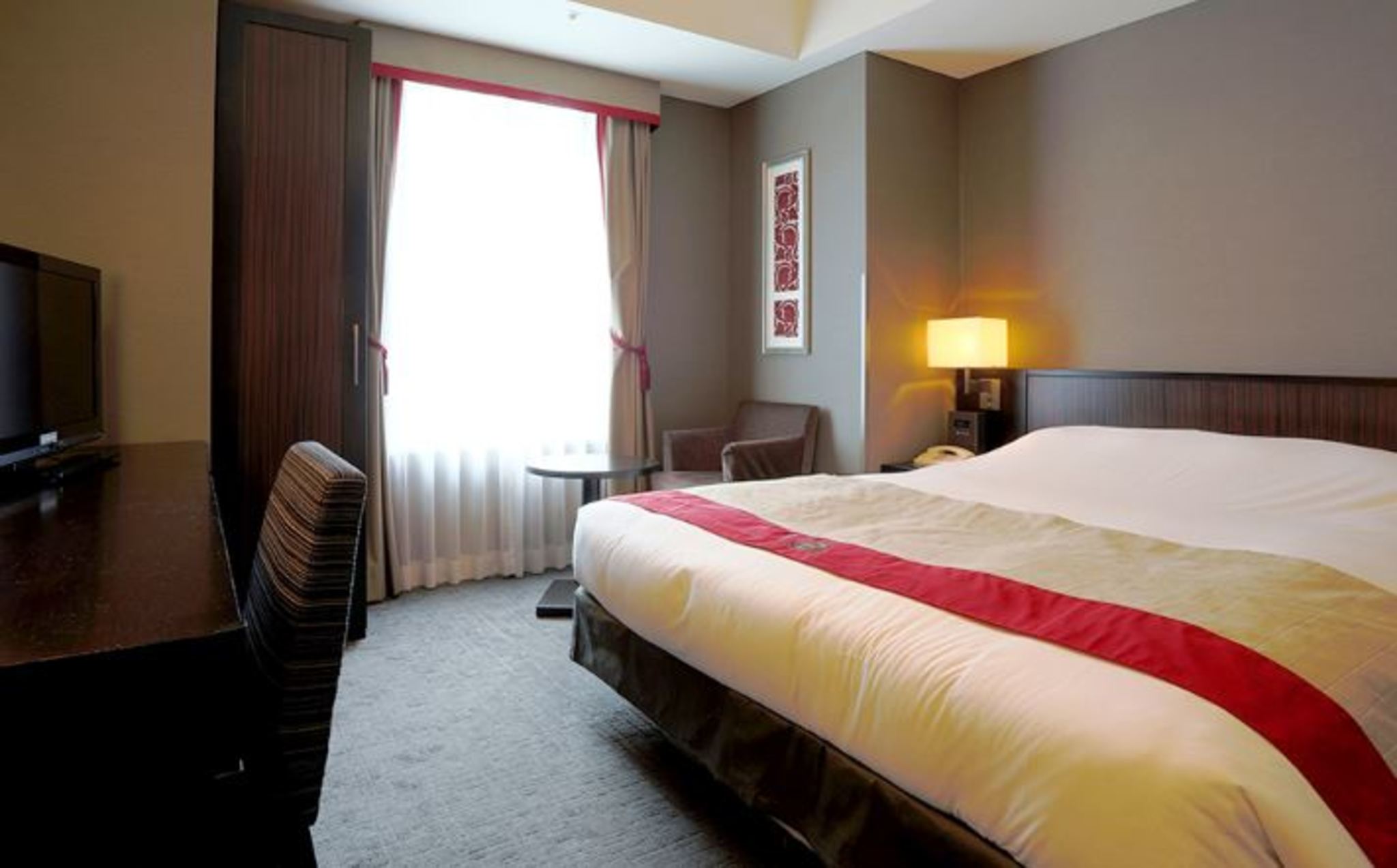 Double Superior Queen Bed