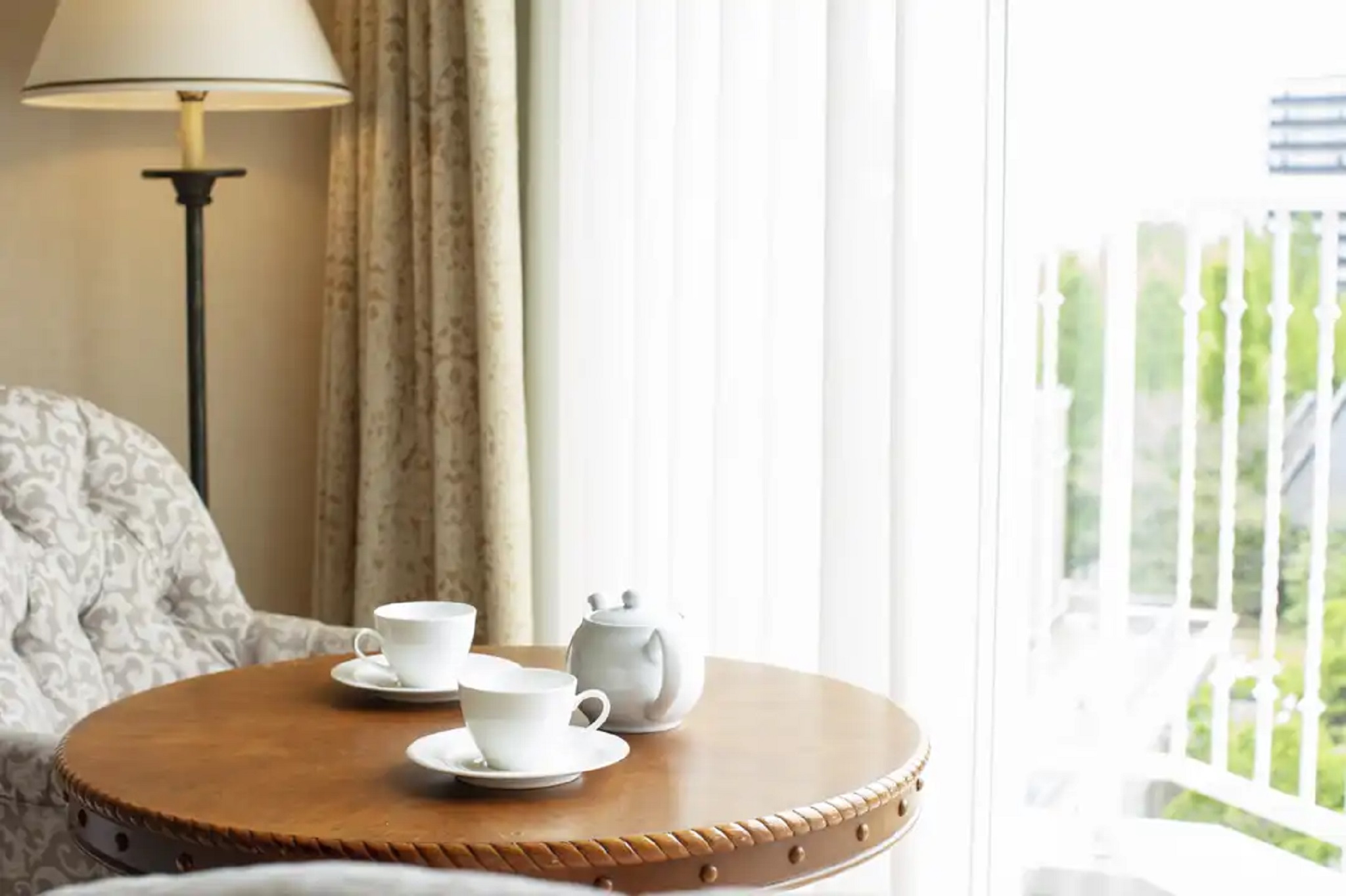 Twin Deluxe with Views